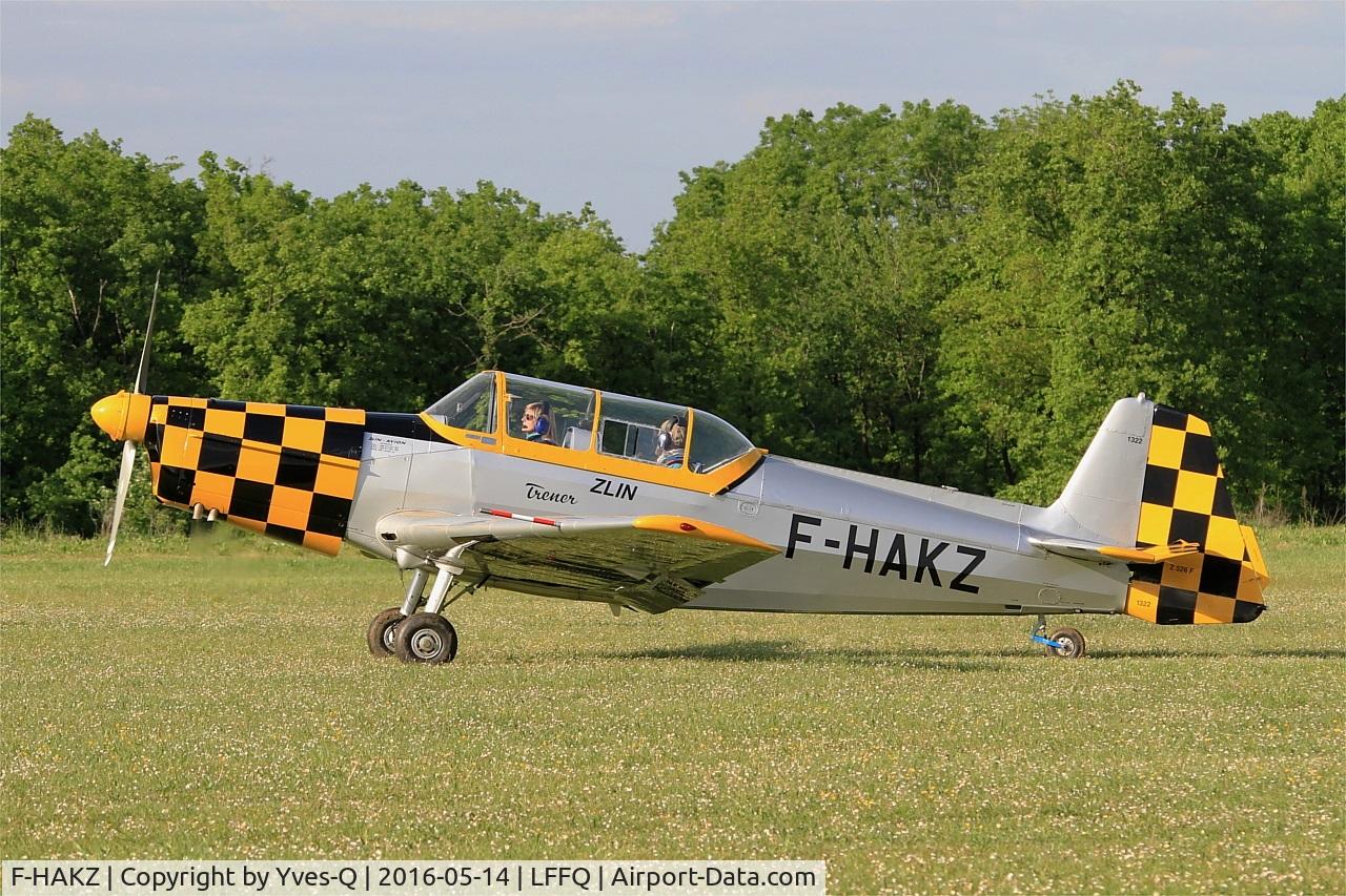 F-HAKZ, Zlin Z-526 Trener Master C/N 1322, Zlin Z-526 Trener Master, Taxiing, La Ferté-Alais (LFFQ) air show 2016