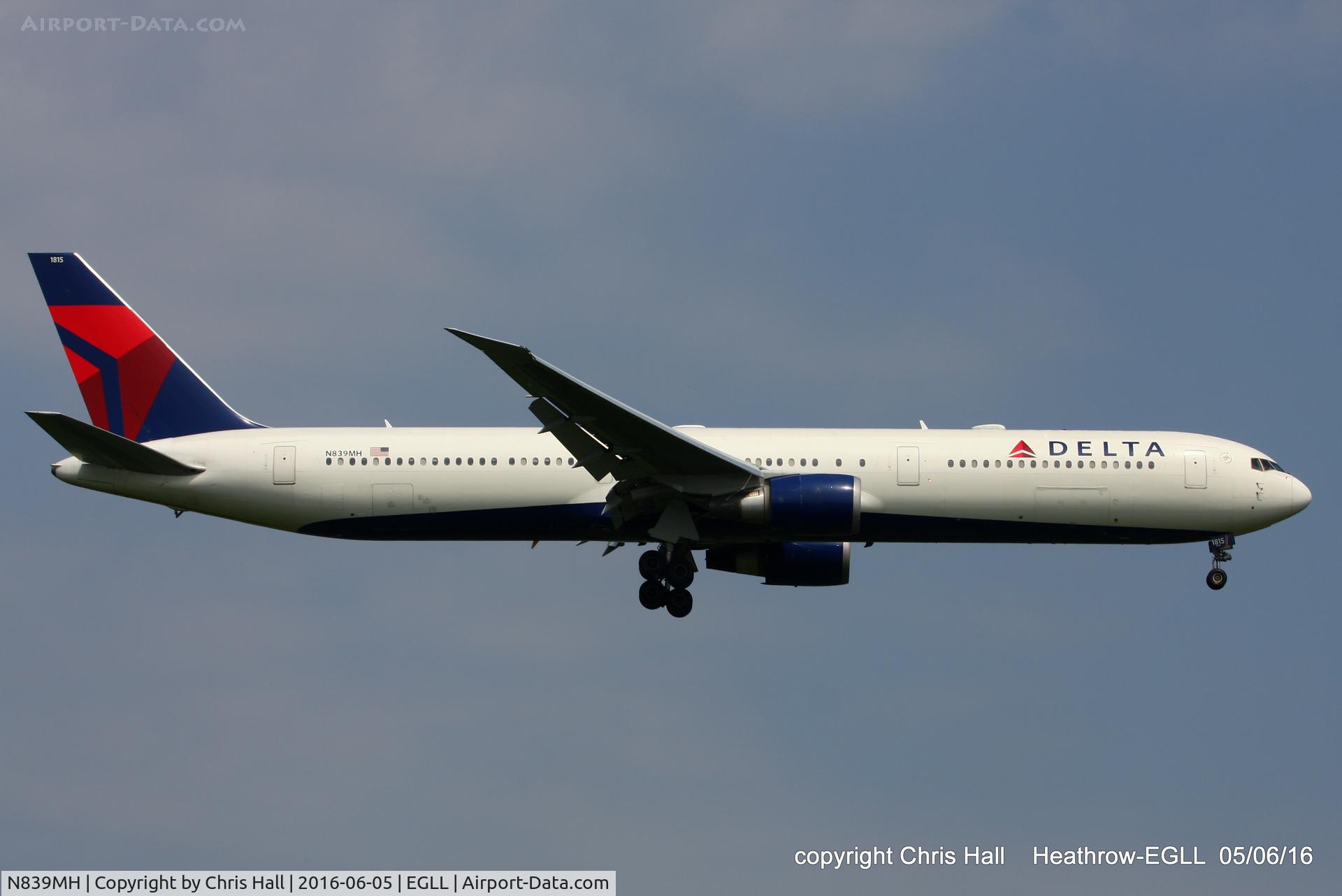 N839MH, 2001 Boeing 767-432/ER C/N 29712, Delta