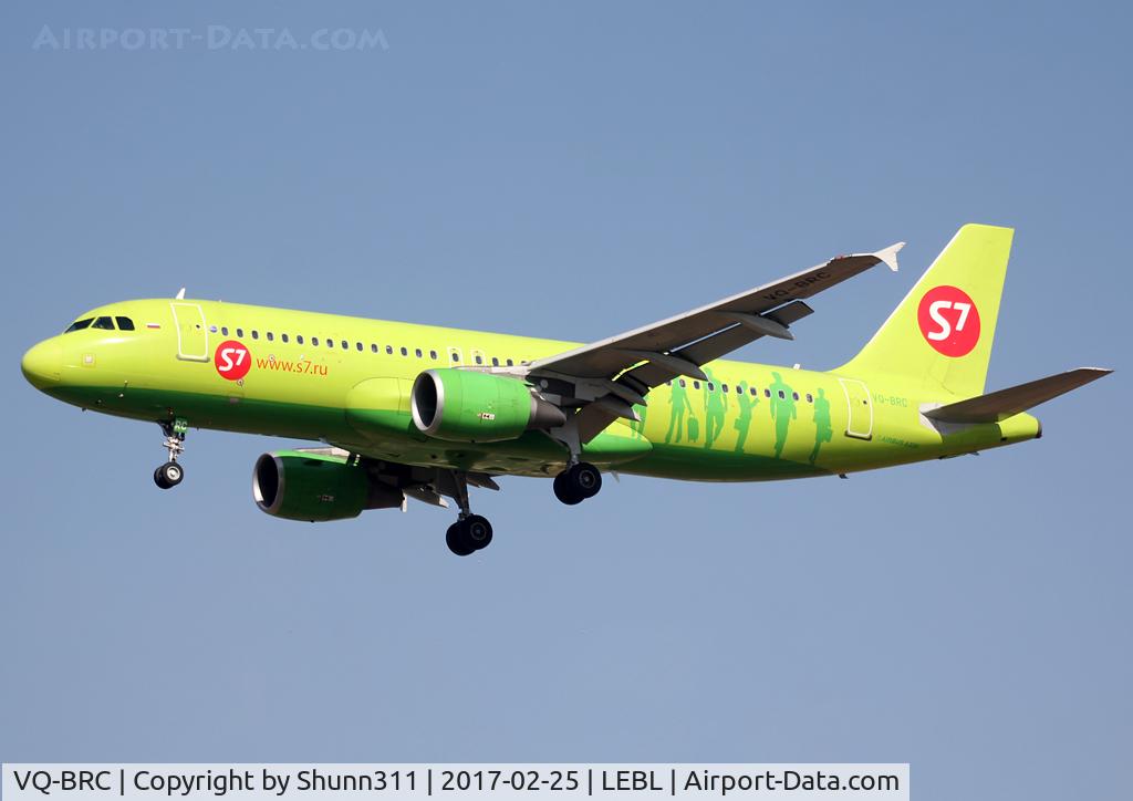 VQ-BRC, 2012 Airbus A320-214 C/N 5106, Landing rwy 25R