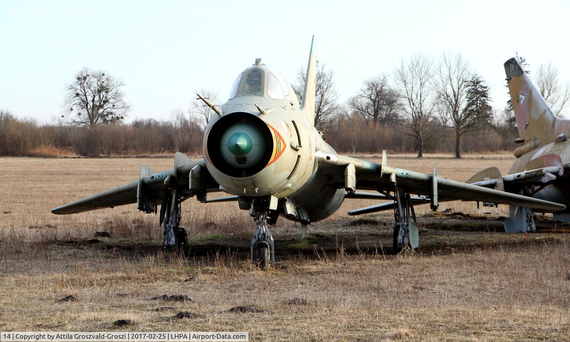 14, 1983 Sukhoi Su-22M-3 C/N 51814, Pápa stored off-site airport, Hungary