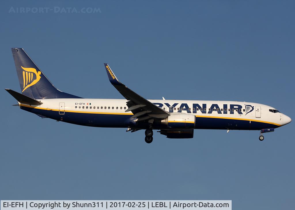 EI-EFH, 2009 Boeing 737-8AS C/N 35012, Landing rwy 02
