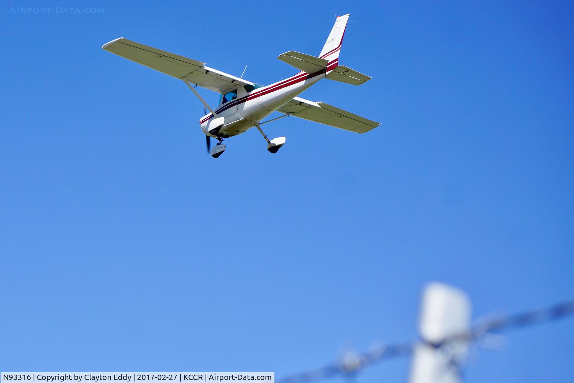 N93316, 1981 Cessna 152 C/N 15285465, Buchanan Field 2017