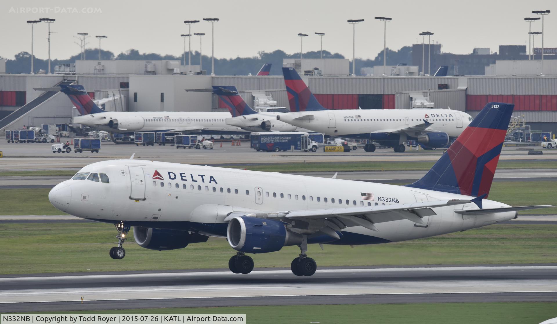 N332NB, 2001 Airbus A319-114 C/N 1570, Arriving at Atlanta