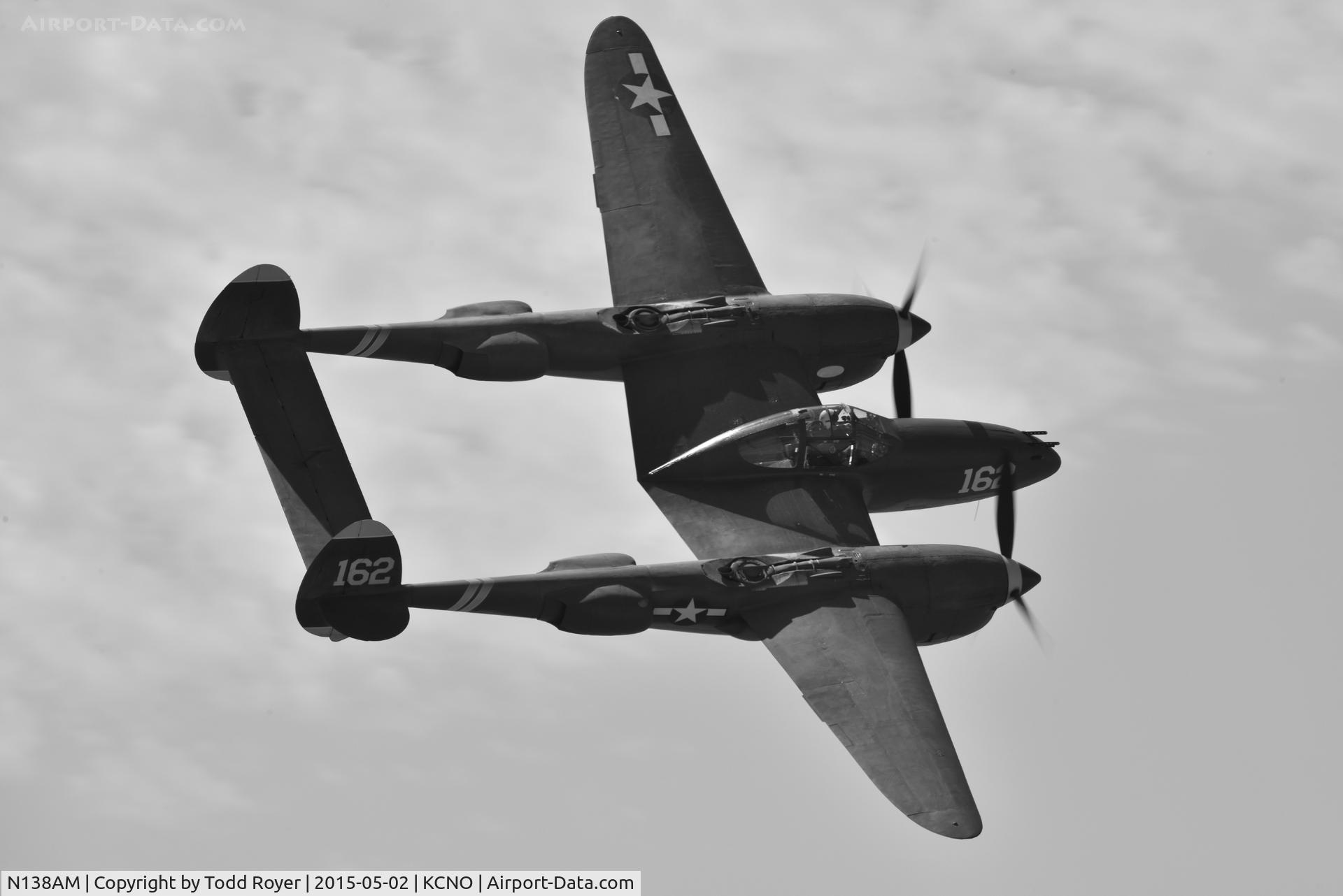 N138AM, 1943 Lockheed P-38J Lightning C/N 44-23314, Flying at the Planes of fame Airshow