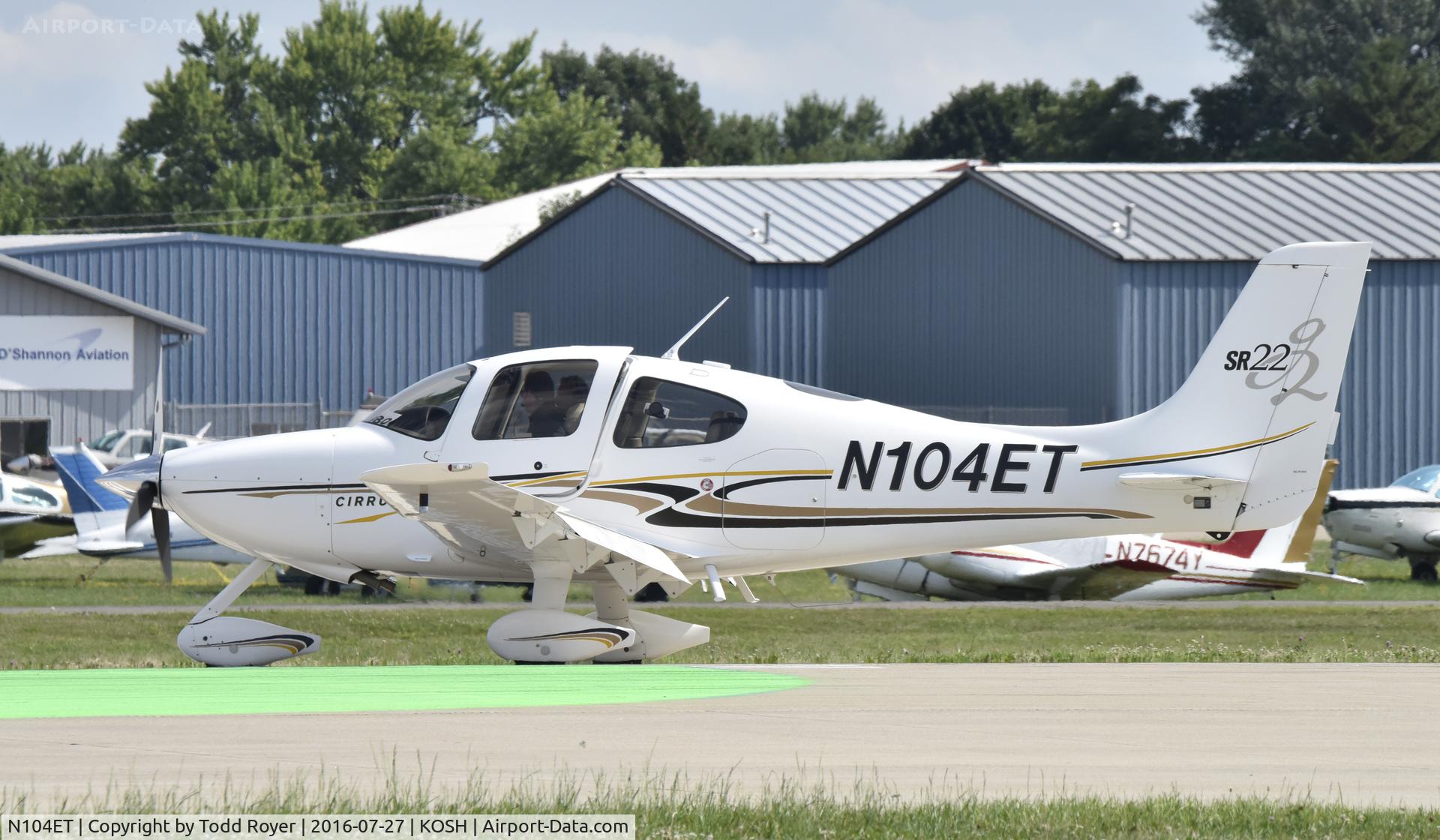 N104ET, 2004 Cirrus SR22 G2 C/N 1024, Airventure 2016