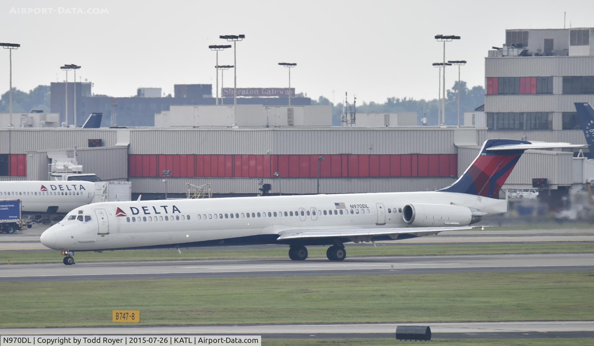 N970DL, 1990 McDonnell Douglas MD-88 C/N 53173, Departing Atlanta