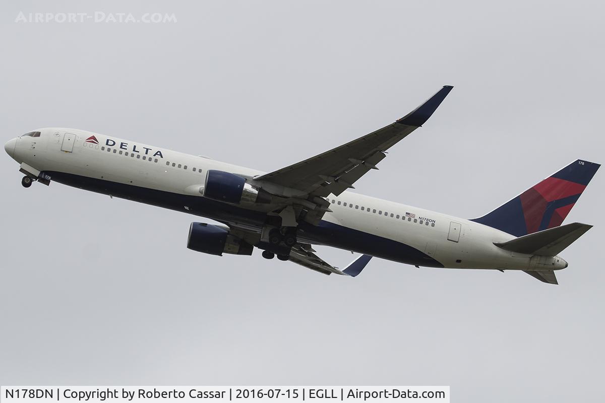 N178DN, 1991 Boeing 767-332 C/N 25143, Heathrow 2016