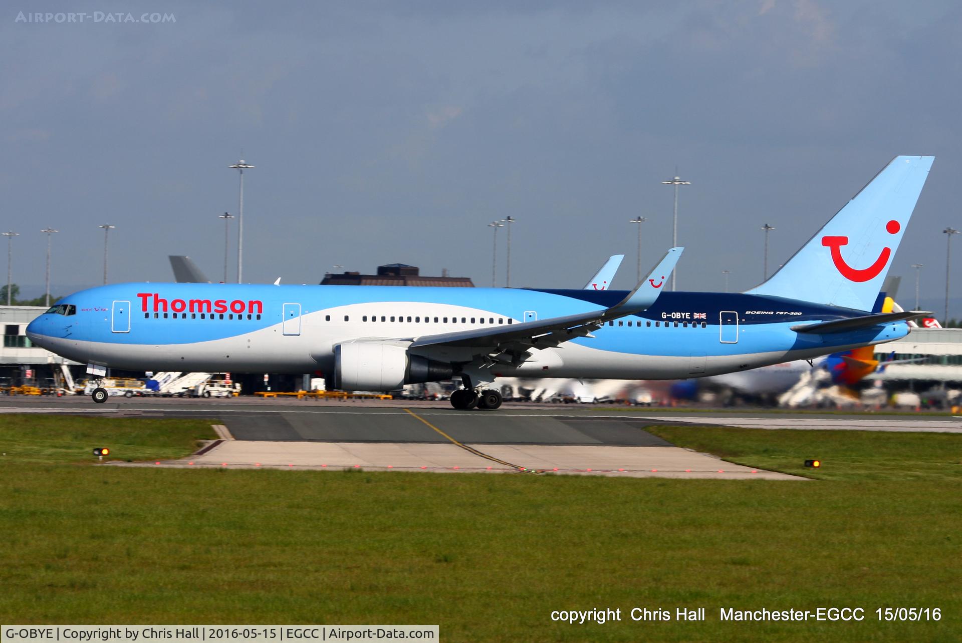 G-OBYE, 1998 Boeing 767-304/ER C/N 28979, Thomson