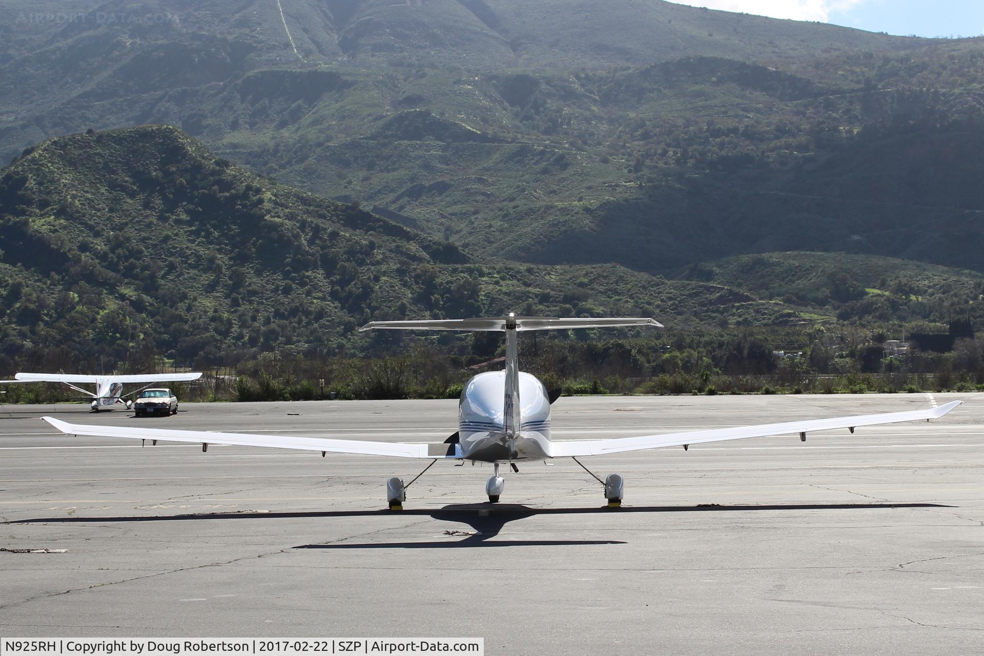 N925RH, 2002 Diamond DA-40 Diamond Star C/N 40.212, 2002 Diamond Acft. Inds. DA40 DIAMOND STAR, Lycoming IO-360 M1A+ 180 Hp
