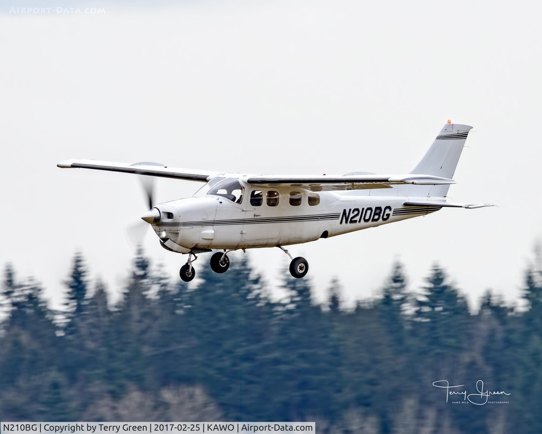 N210BG, 1978 Cessna P210N Pressurised Centurion C/N P21000025, KAWO