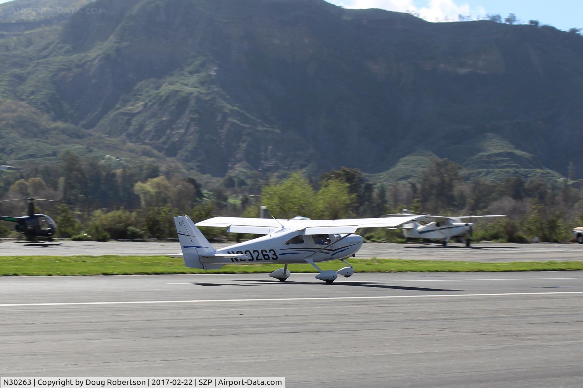 N30263, Cessna 162 Skycatcher C/N 16200092, 2011 Cessna 162 SKYCATCHER LSA, Continental O-200D lightweight 100 Hp, landing roll Rwy 22