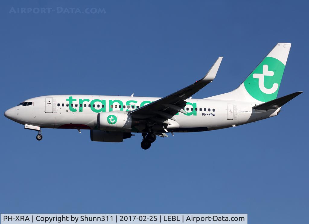 PH-XRA, 2001 Boeing 737-7K2 C/N 30784, Landing rwy 25R in new c/s