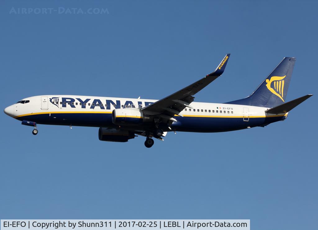 EI-EFO, 2009 Boeing 737-8AS C/N 37539, Landing rwy 25R