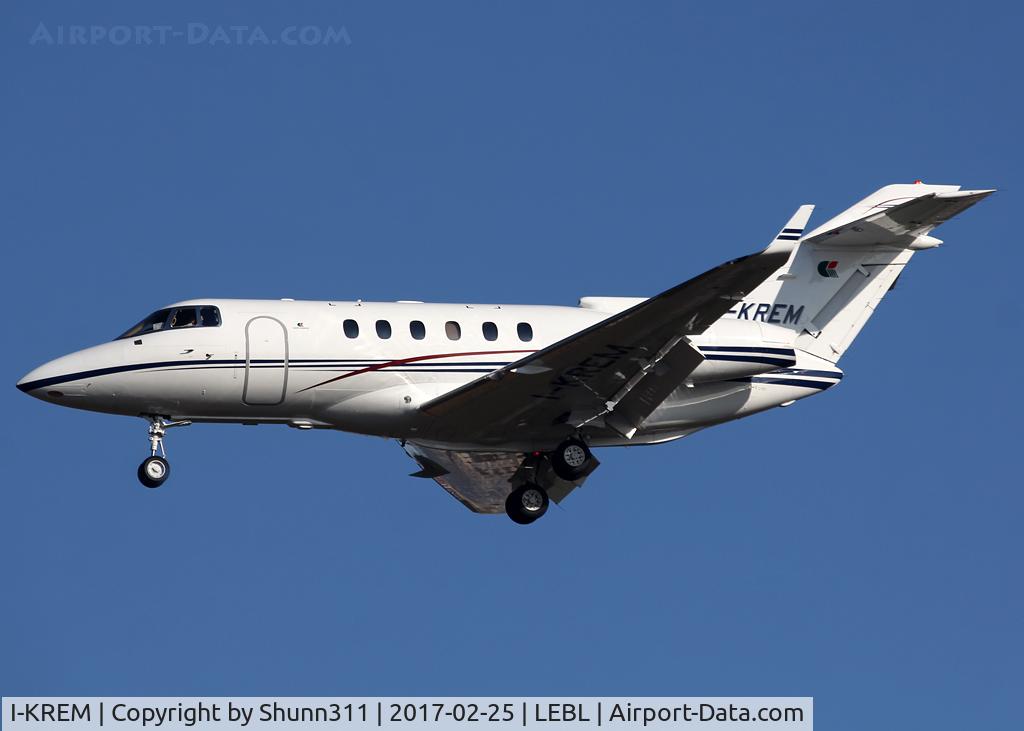 I-KREM, 2003 Raytheon Hawker 800XP C/N 258608, Landing rwy 25R