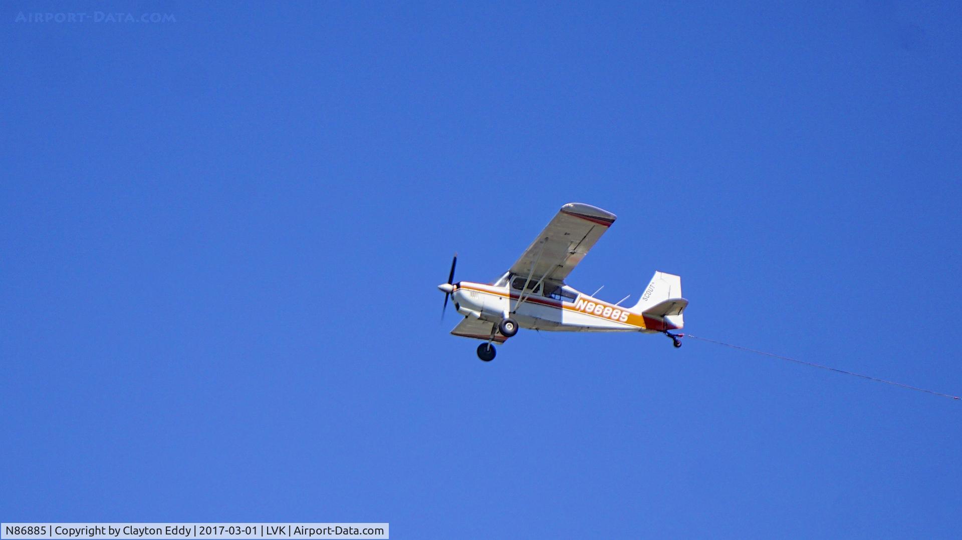 N86885, 1974 Bellanca 8GCBC C/N 37-74, Livermore Airport 2017