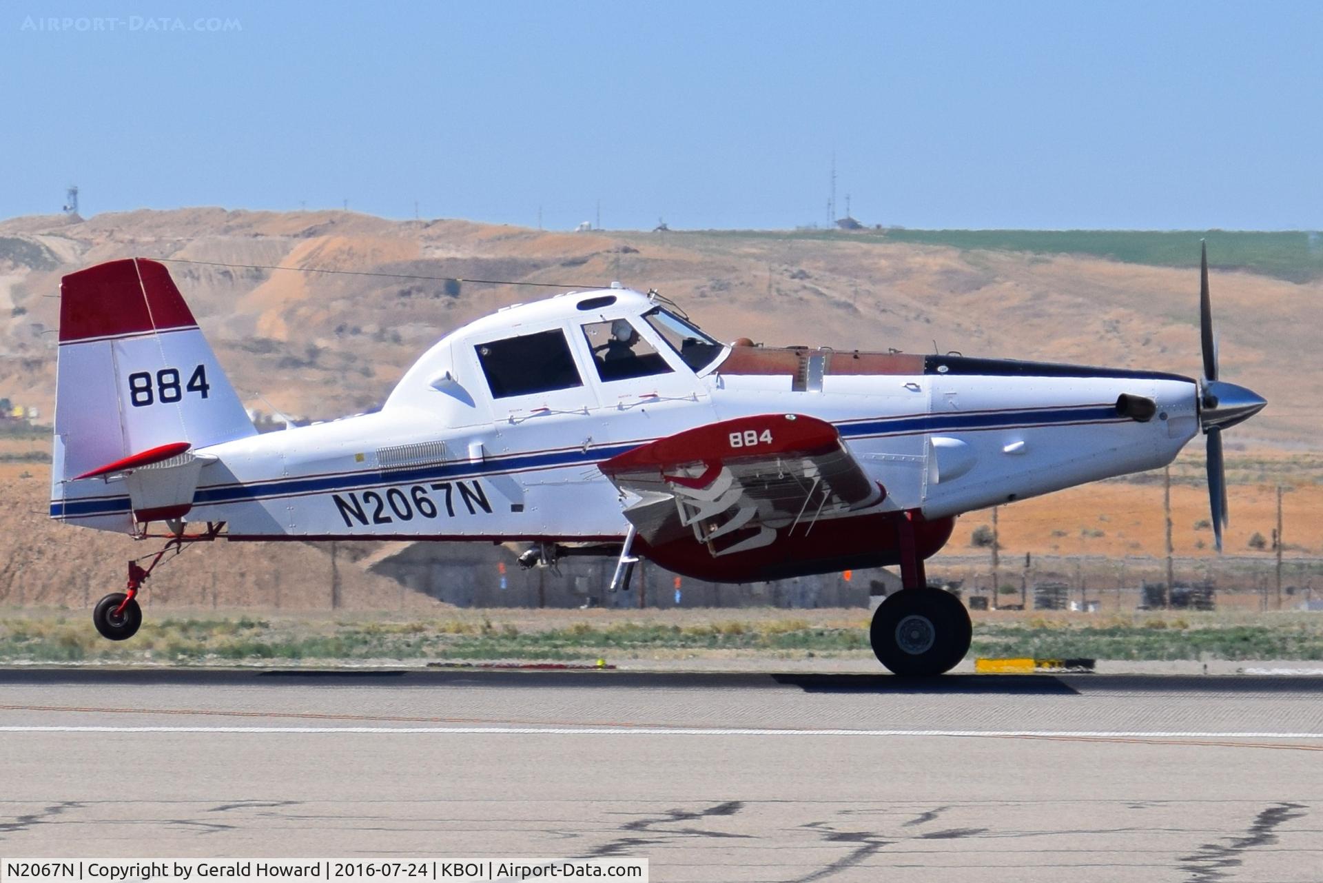 N2067N, 2013 Air Tractor Inc AT-802 C/N 802-0502, Take off on RWY 28R.