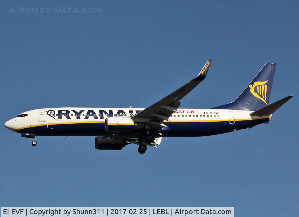 EI-EVF, 2012 Boeing 737-8AS C/N 40291, Landing rwy 25R... Additional 'MODLIN JEST OK!' titles