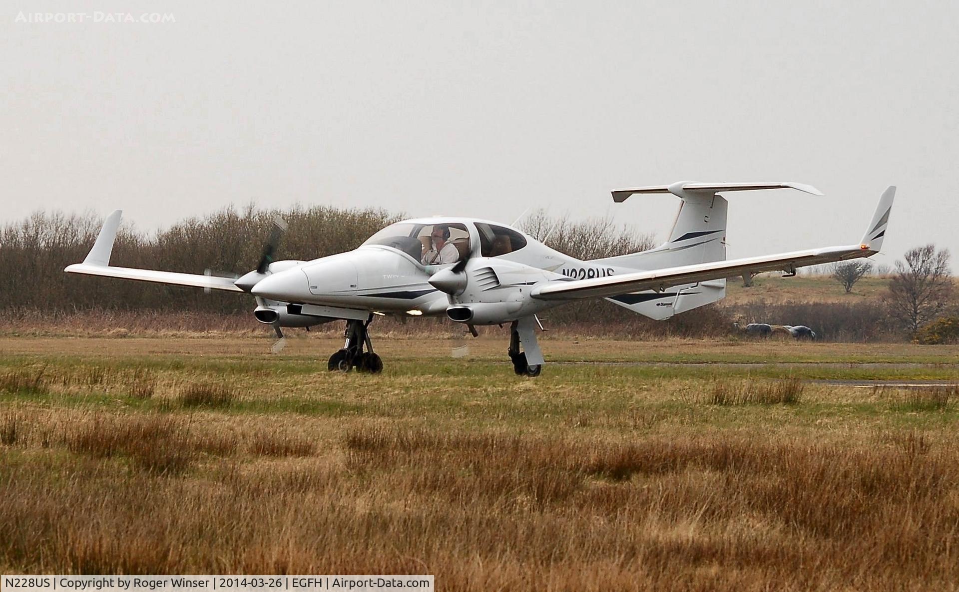 N228US, 2008 Diamond DA-42 Twin Star C/N 42.347, Visiting DA-42 Twin Star.