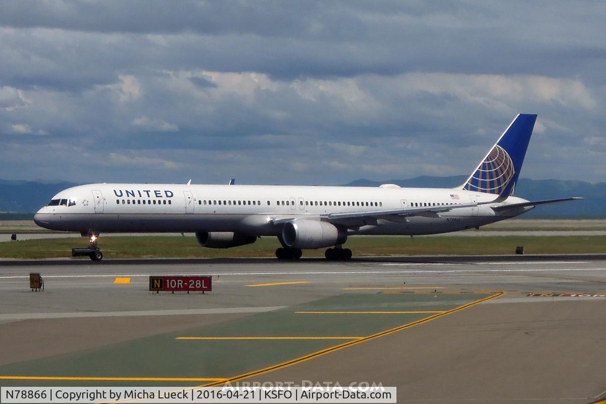 N78866, 2002 Boeing 757-33N C/N 32591, At SFO