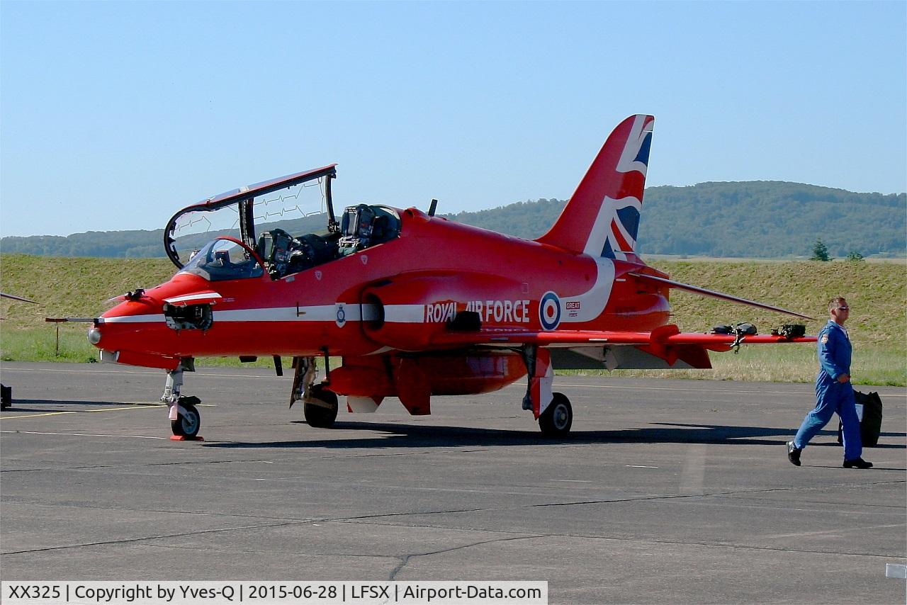 XX325, 1980 Hawker Siddeley Hawk T.1 C/N 169/312150, Royal Air Force Red Arrows Hawker Siddeley Hawk T.1A, Luxeuil-Saint Sauveur Air Base 116 (LFSX) Open day 2015