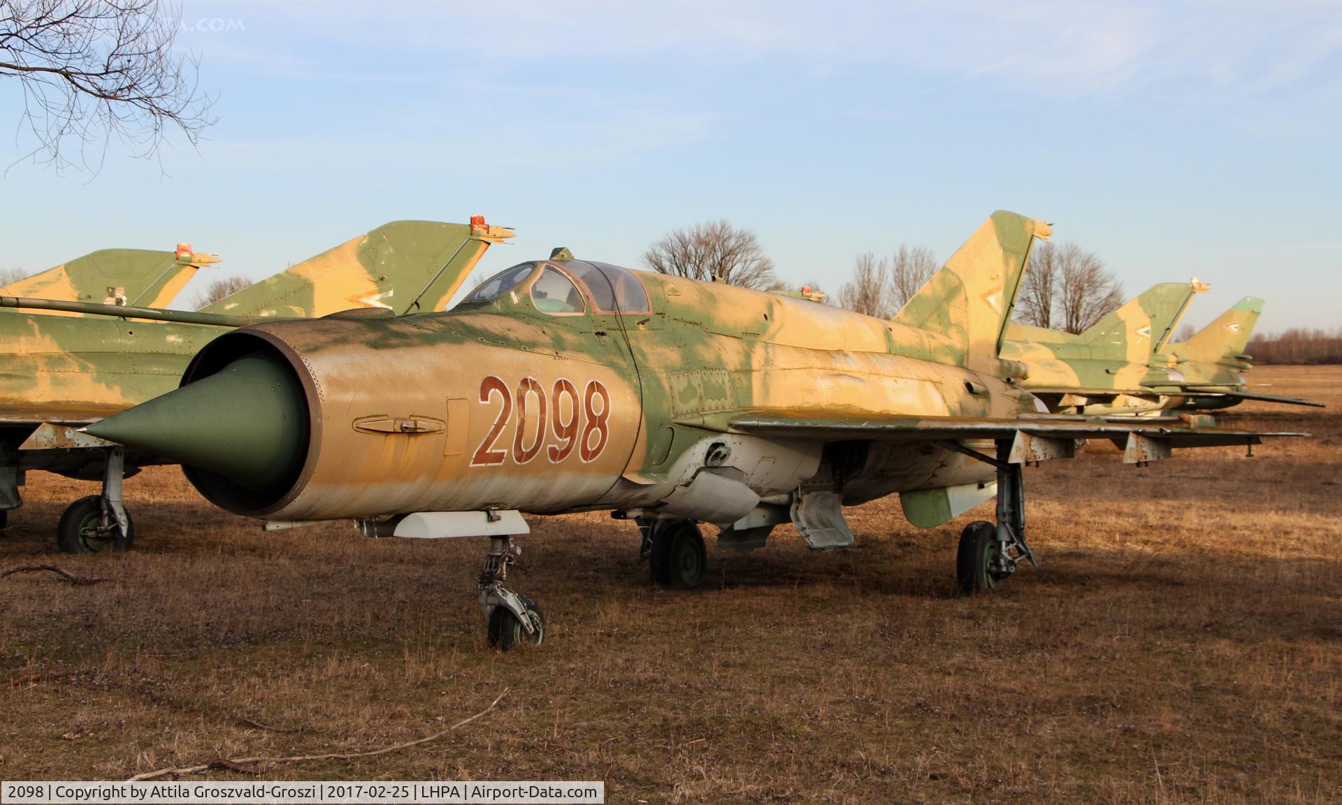 2098, 1978 Mikoyan-Gurevich MiG-21bis 75AP C/N 75062098, Pápa stored off-site airport, Hungary