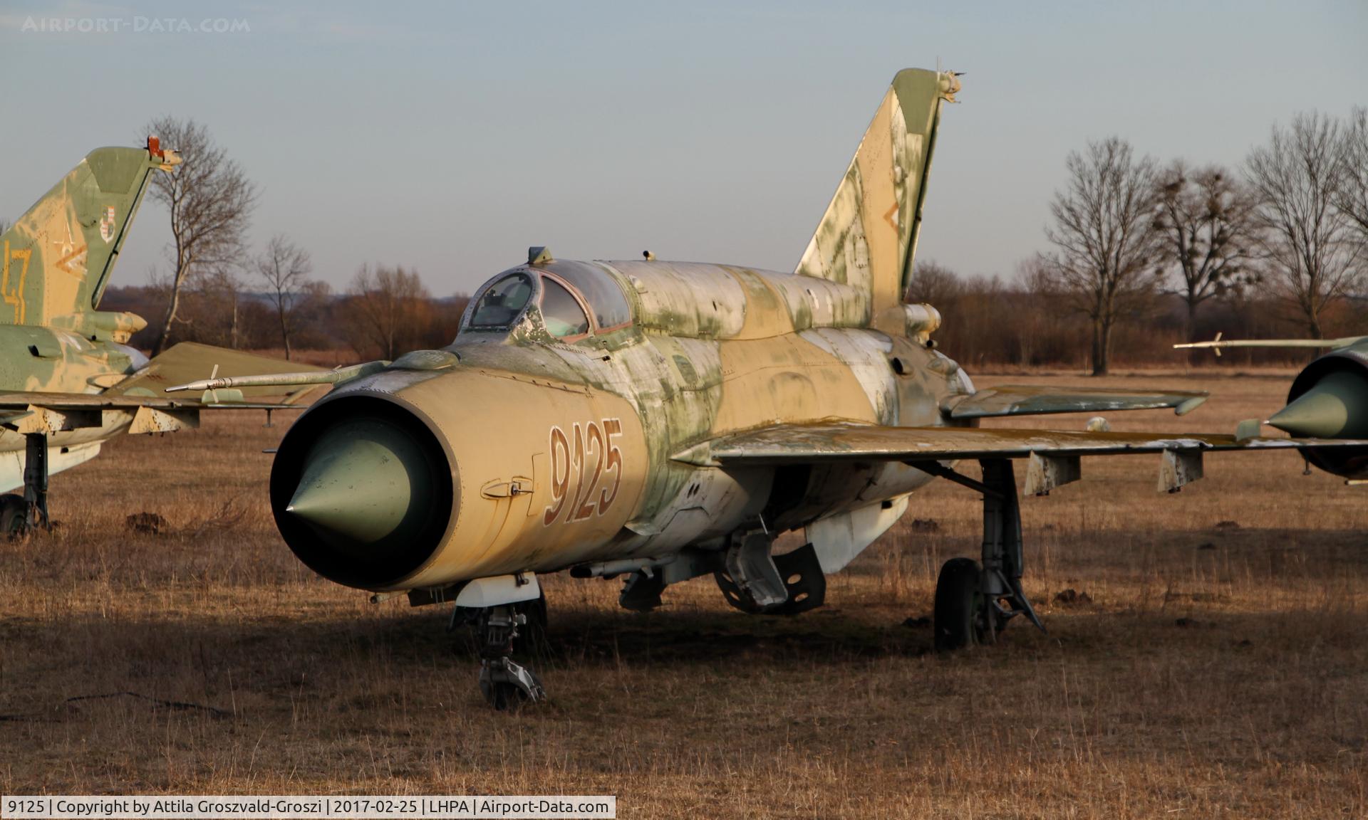 9125, 1977 Mikoyan-Gurevich MiG-21bis 75AP C/N 75049125, Pápa stored off-site airport, Hungary