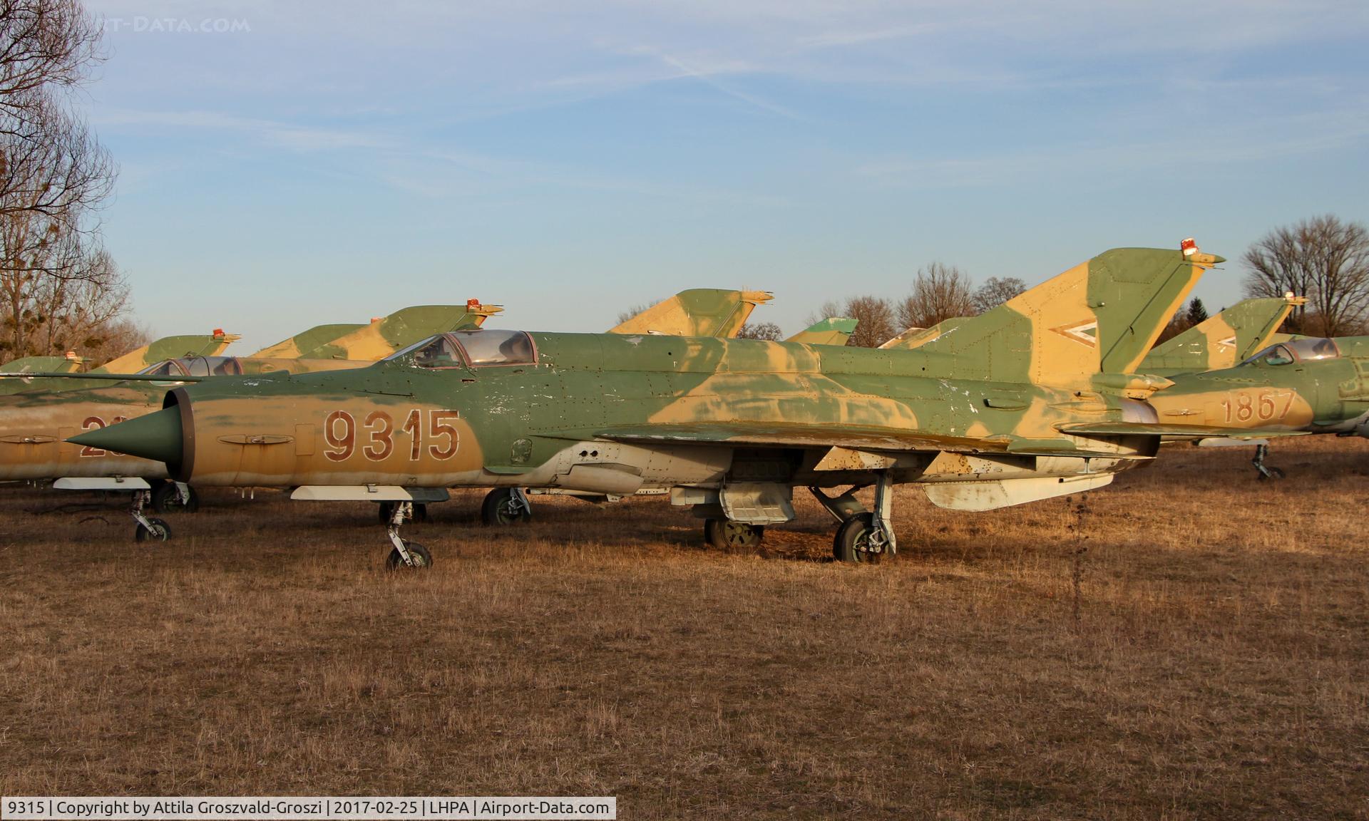 9315, Mikoyan-Gurevich MiG-21MF C/N 969315, Pápa stored off-site airport, Hungary