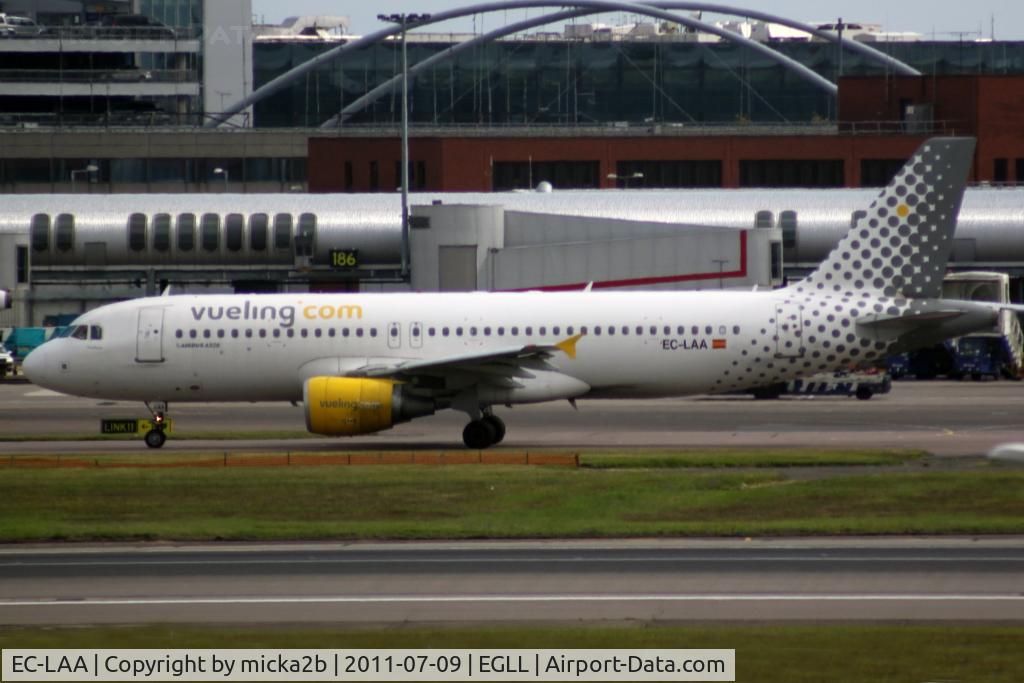 EC-LAA, 2006 Airbus A320-214 C/N 2678, Taxiing