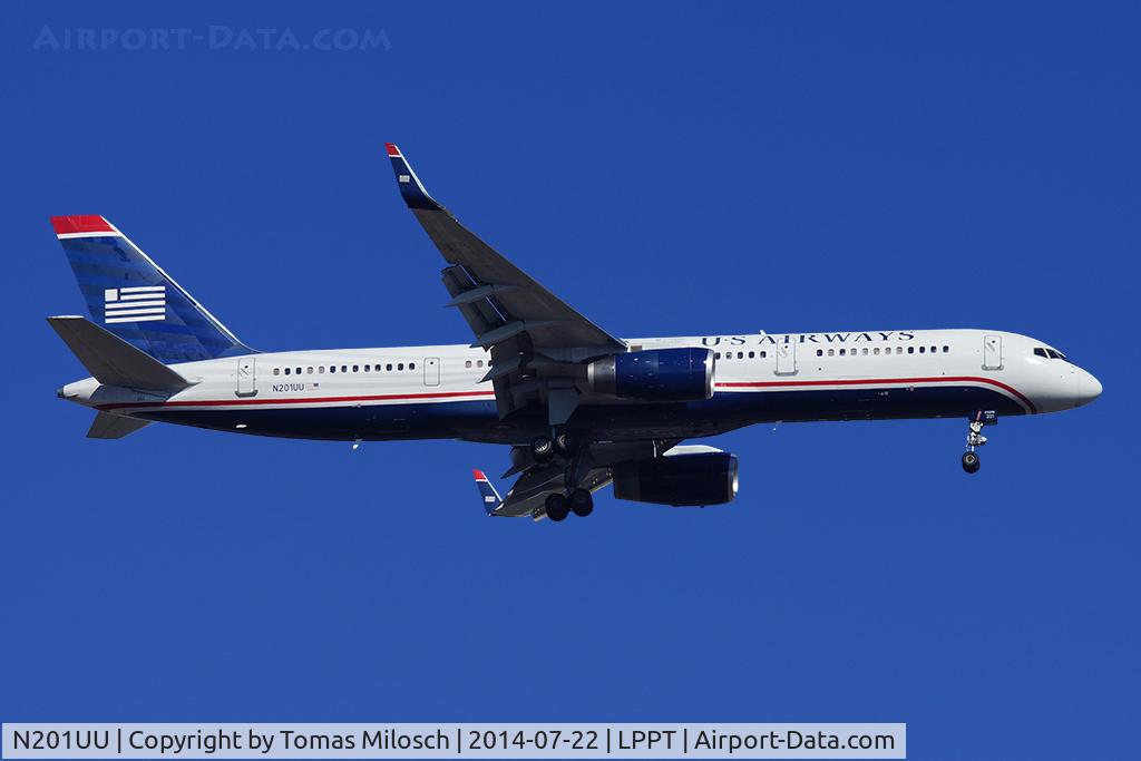 N201UU, 1995 Boeing 757-2B7 C/N 27810, 