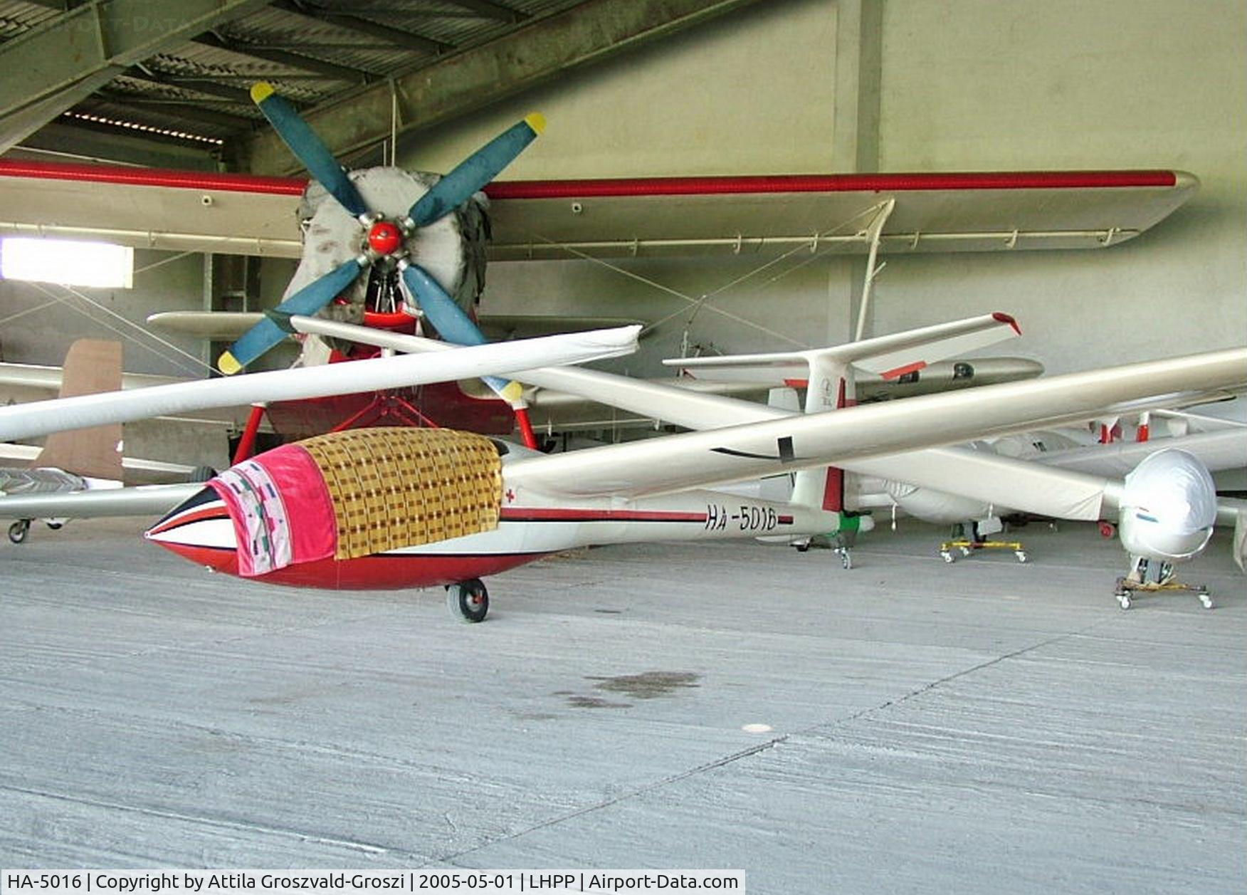 HA-5016, 1981 ICA-Brasov IS-28B2 C/N 304, Pécs-Pogány Airport, Hungary