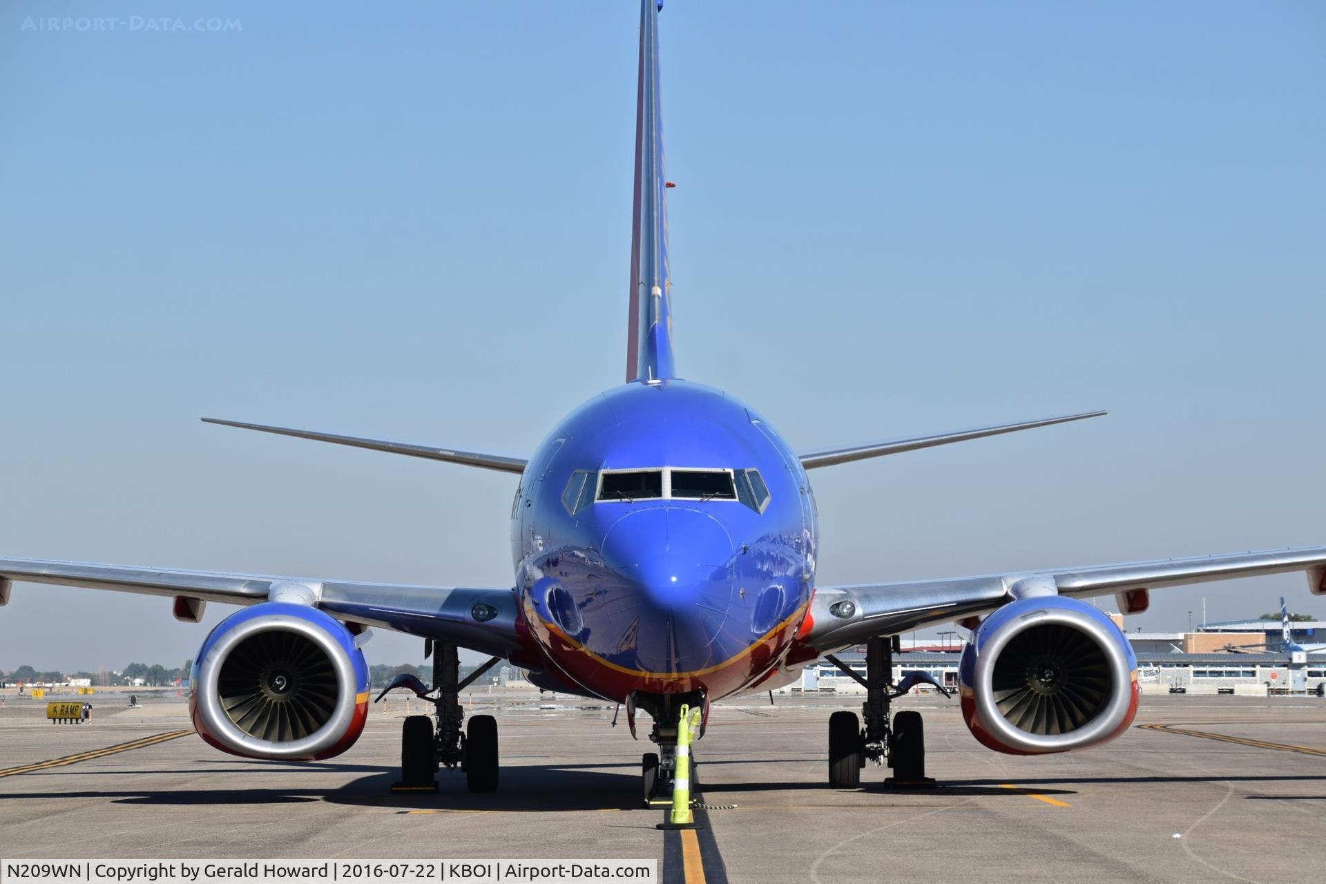 N209WN, 2005 Boeing 737-7H4 C/N 32484, Parked on remote spot #4 for maintenance.