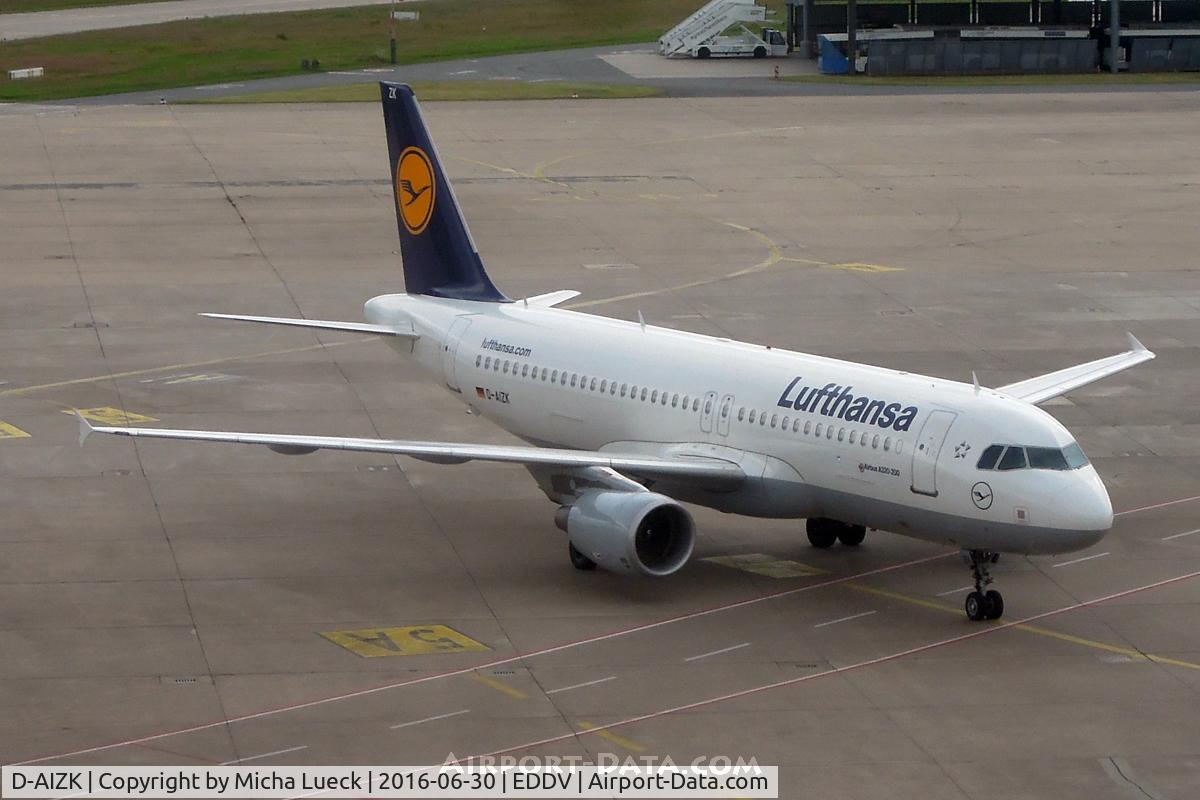 D-AIZK, 2012 Airbus A320-214 C/N 5122, At Hanover