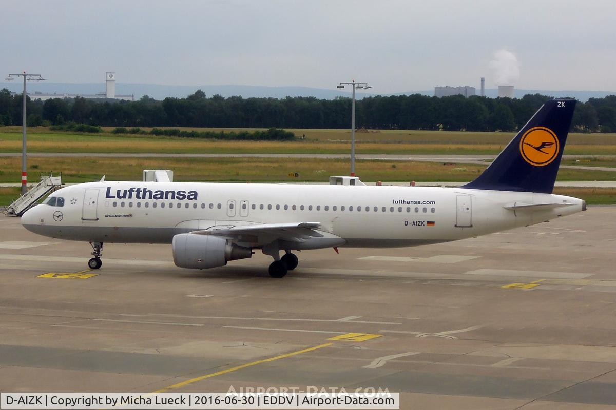 D-AIZK, 2012 Airbus A320-214 C/N 5122, At Hanover