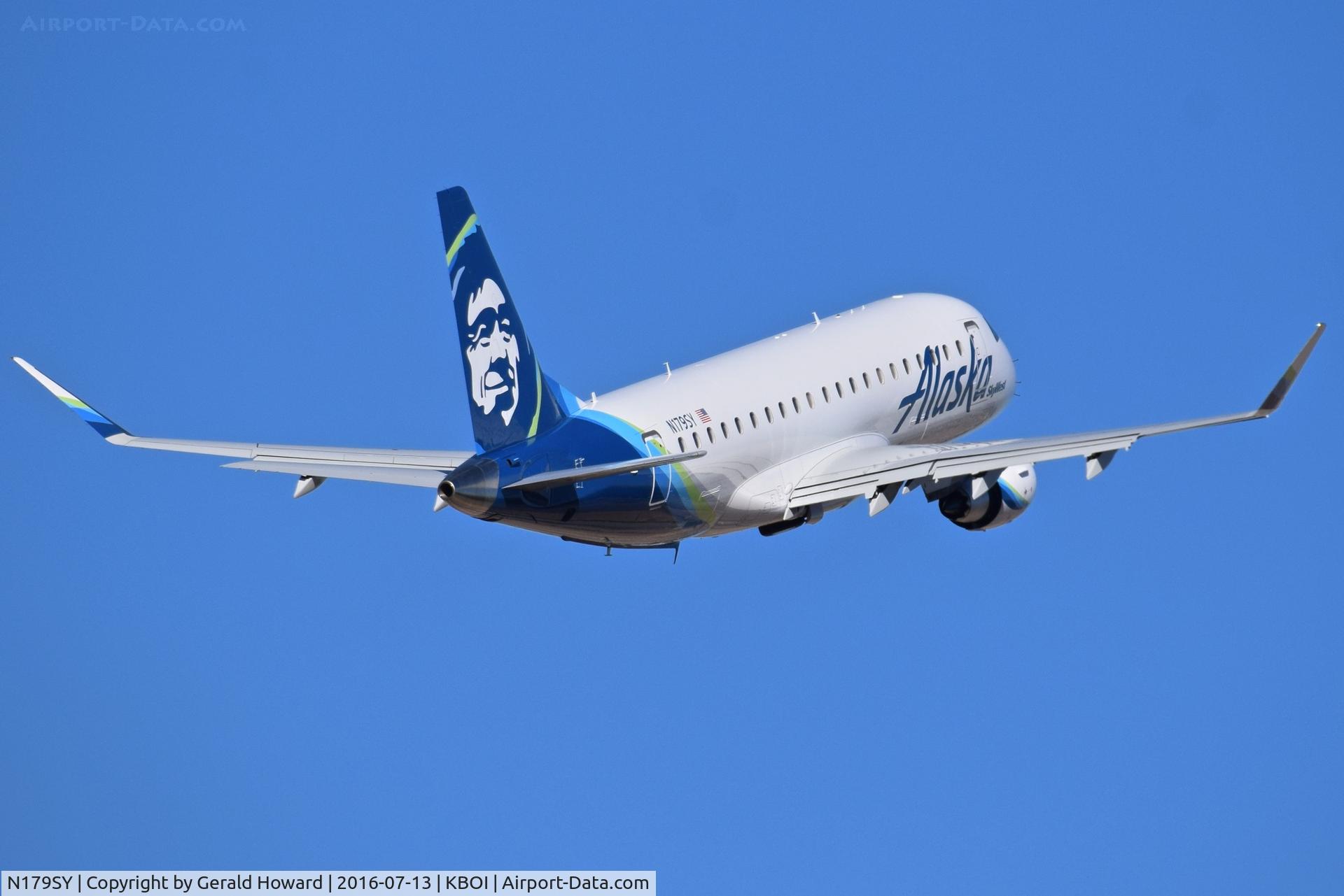 N179SY, 2016 Embraer 175LR (ERJ-170-200LR) C/N 17000565, Departing RWY 28R.