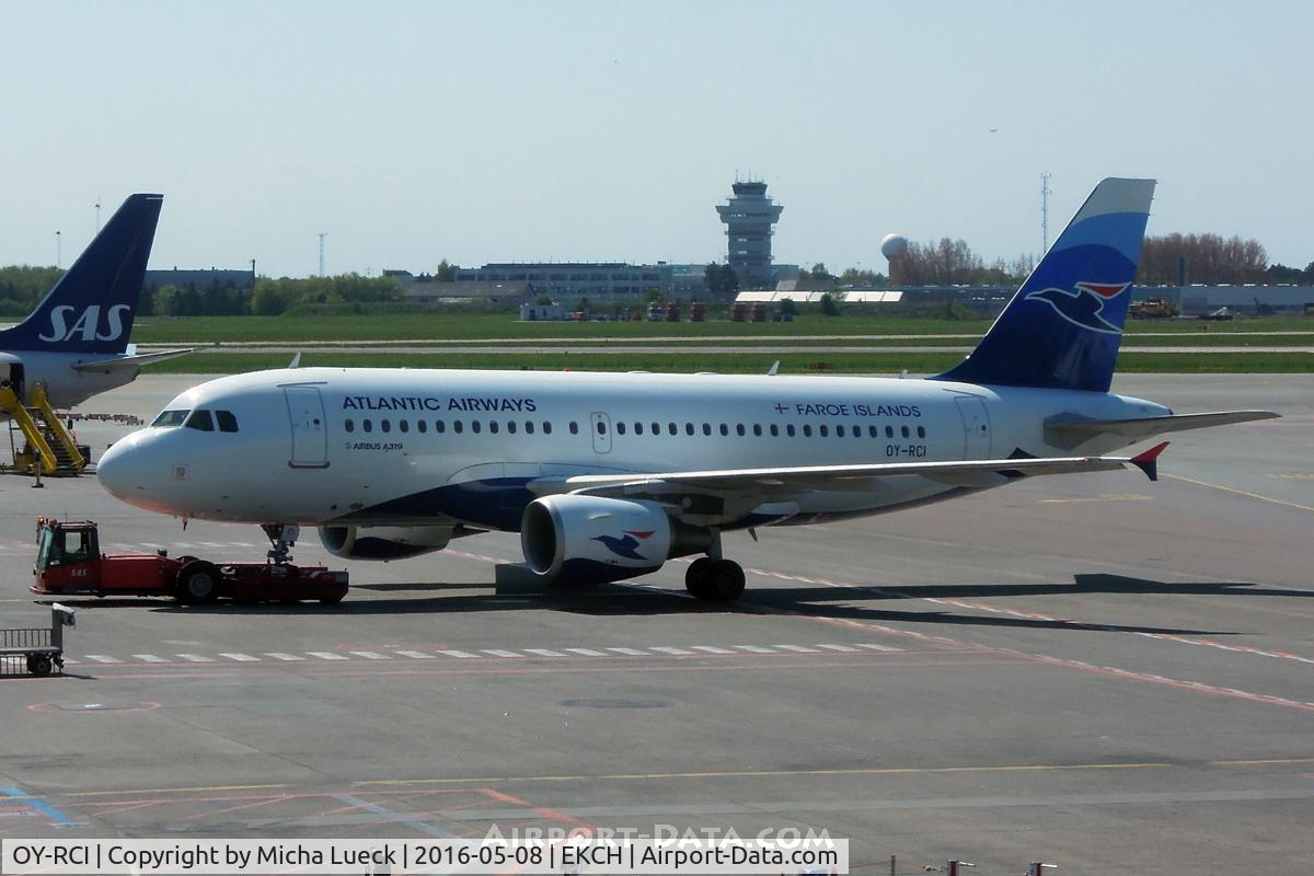 OY-RCI, 2009 Airbus A319-112 C/N 3905, At Kastrup