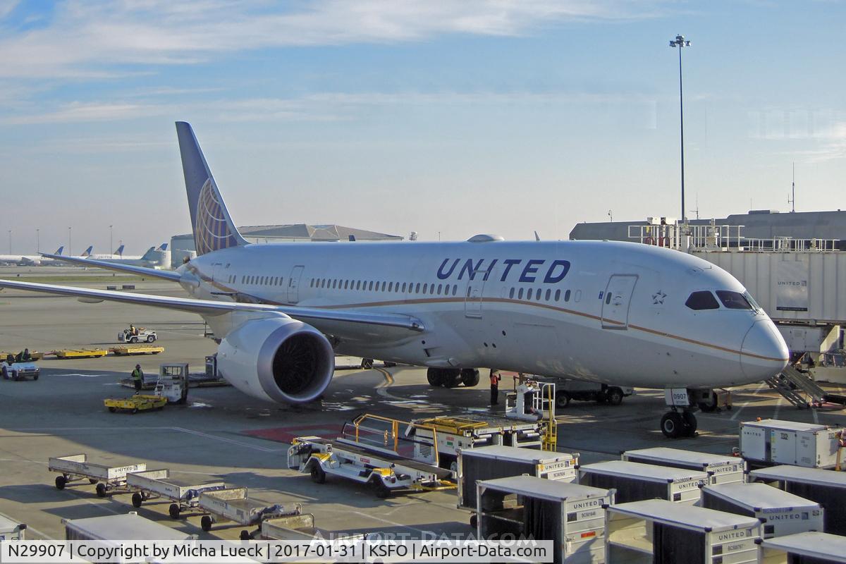 N29907, 2013 Boeing 787-8 Dreamliner C/N 34830, At SFO