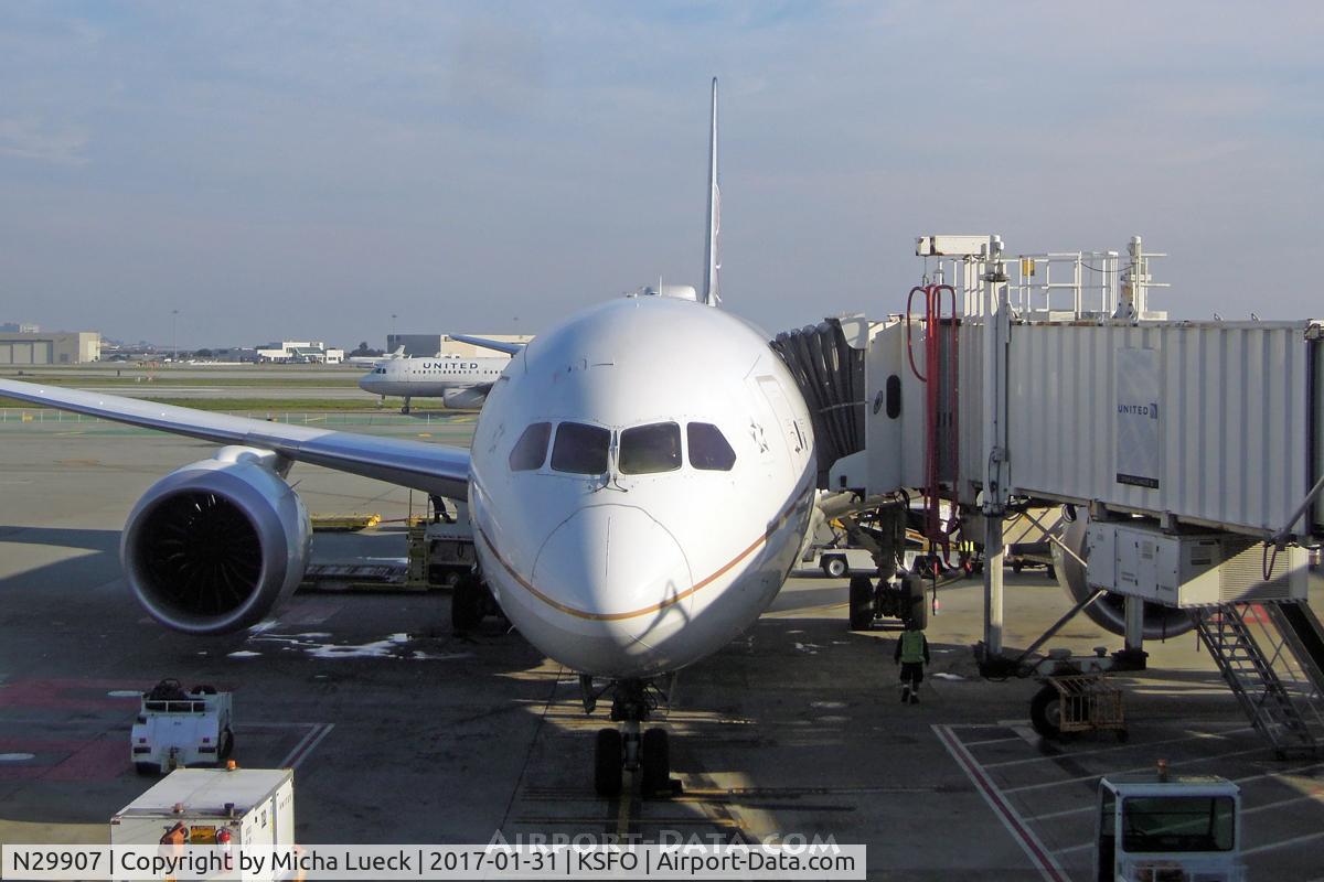 N29907, 2013 Boeing 787-8 Dreamliner C/N 34830, At SFO