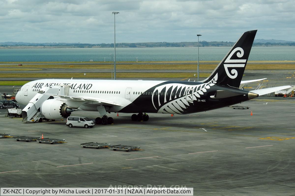ZK-NZC, 2013 Boeing 787-9 Dreamliner C/N 41988, At Auckland