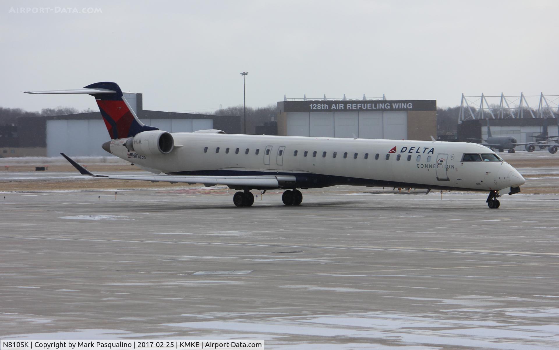 N810SK, 2006 Bombardier CRJ-900ER (CL-600-2D24) C/N 15093, CL600-2D24