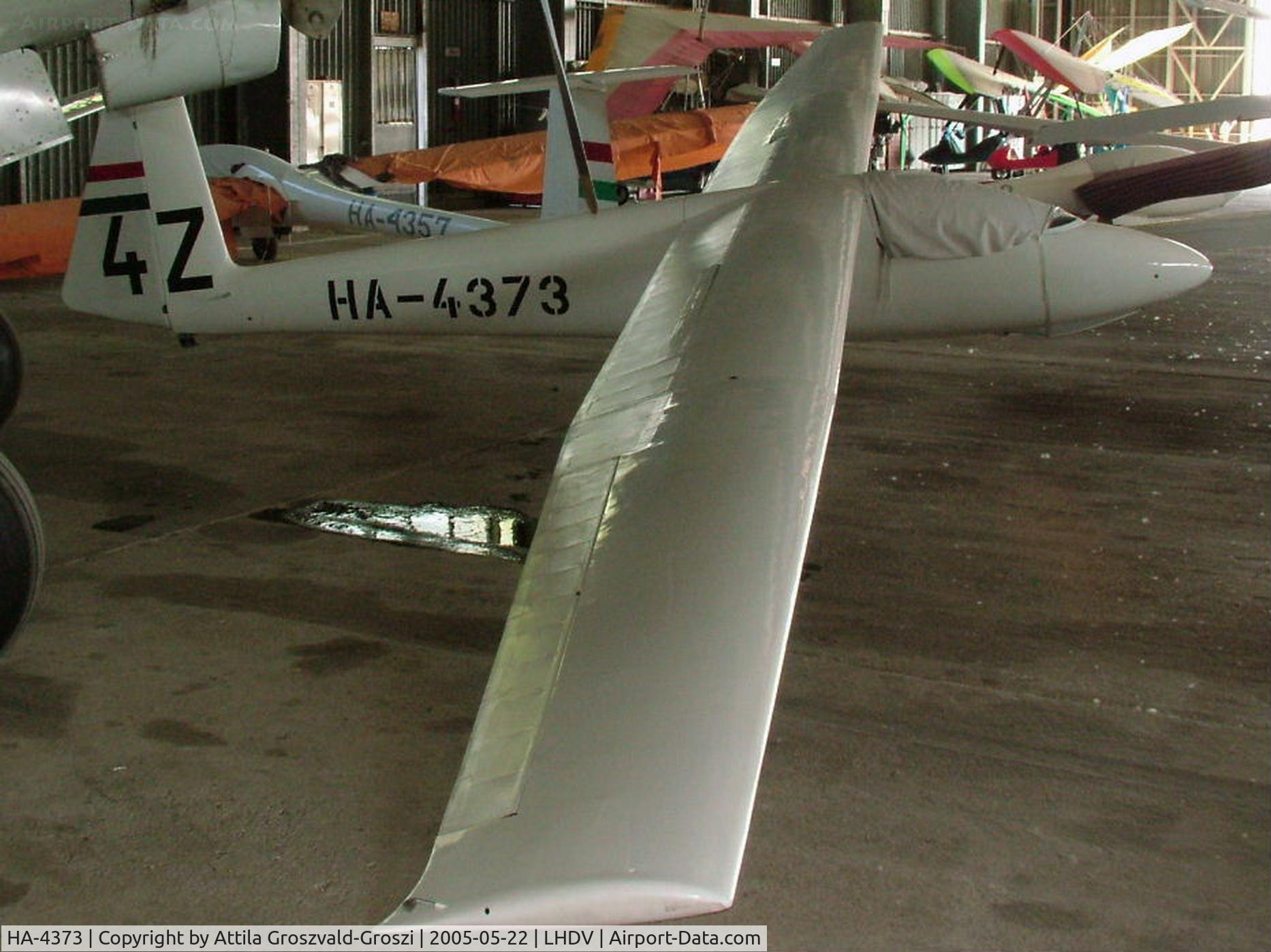 HA-4373, 1977 PZL-Bielsko SZD-30 Pirat C/N S-08.26, Dunaújváros-Kisapostag Airport, Hungary