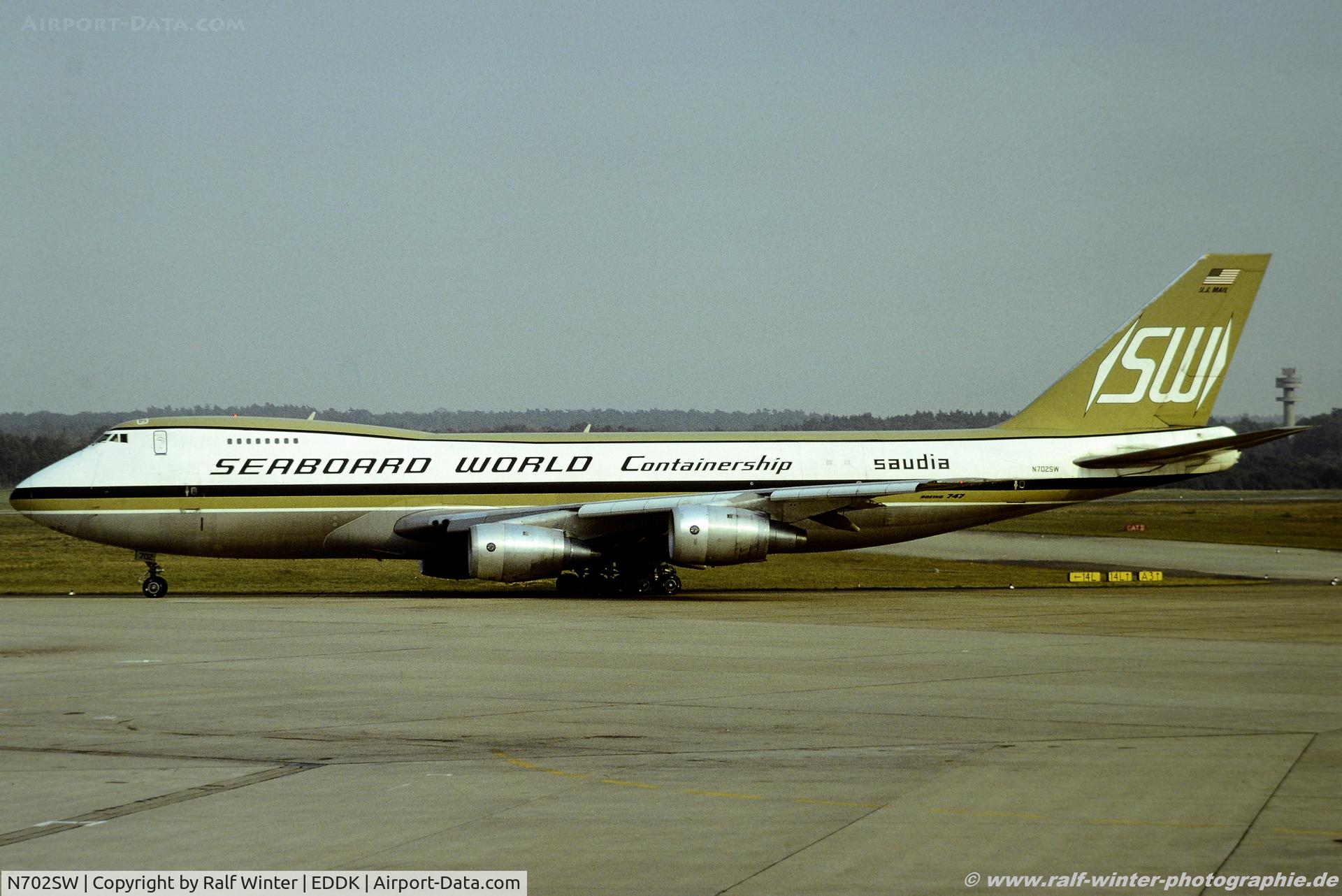 N702SW, 1975 Boeing 747-245F C/N 20827, Boeing 747-245F(SCD) - Saudia Saudi Arabian Airlines - N702SW - 11.1978 - CGN