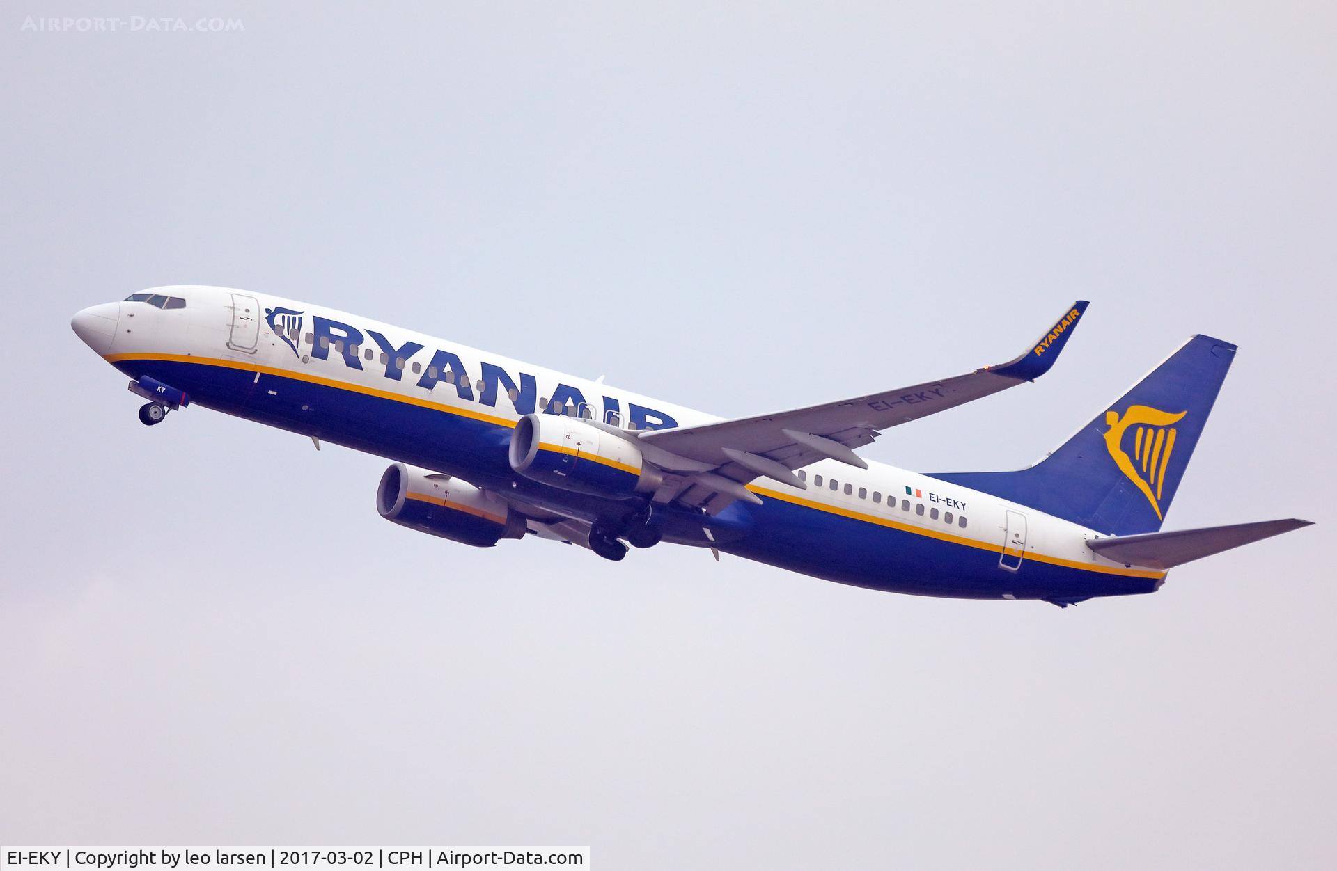 EI-EKY, 2010 Boeing 737-8AS C/N 35031, Copenhagen 2.3.2017