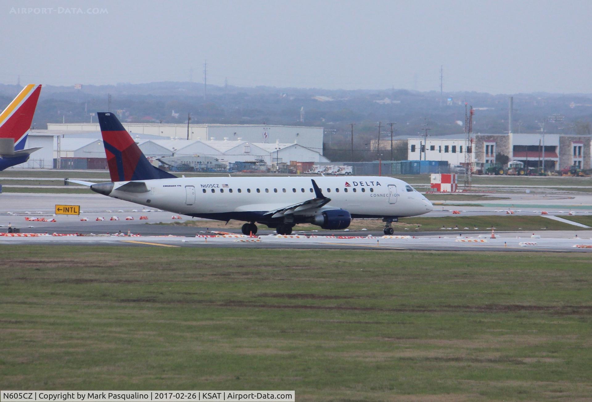 N605CZ, 2007 Embraer 175LR (ERJ-170-200LR) C/N 17000186, ERJ 170-200 LR