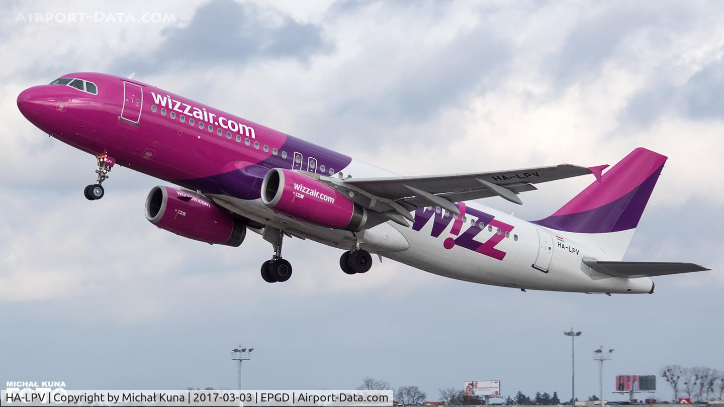 HA-LPV, 2009 Airbus A320-232 C/N 3927, Lech Walesa Airport