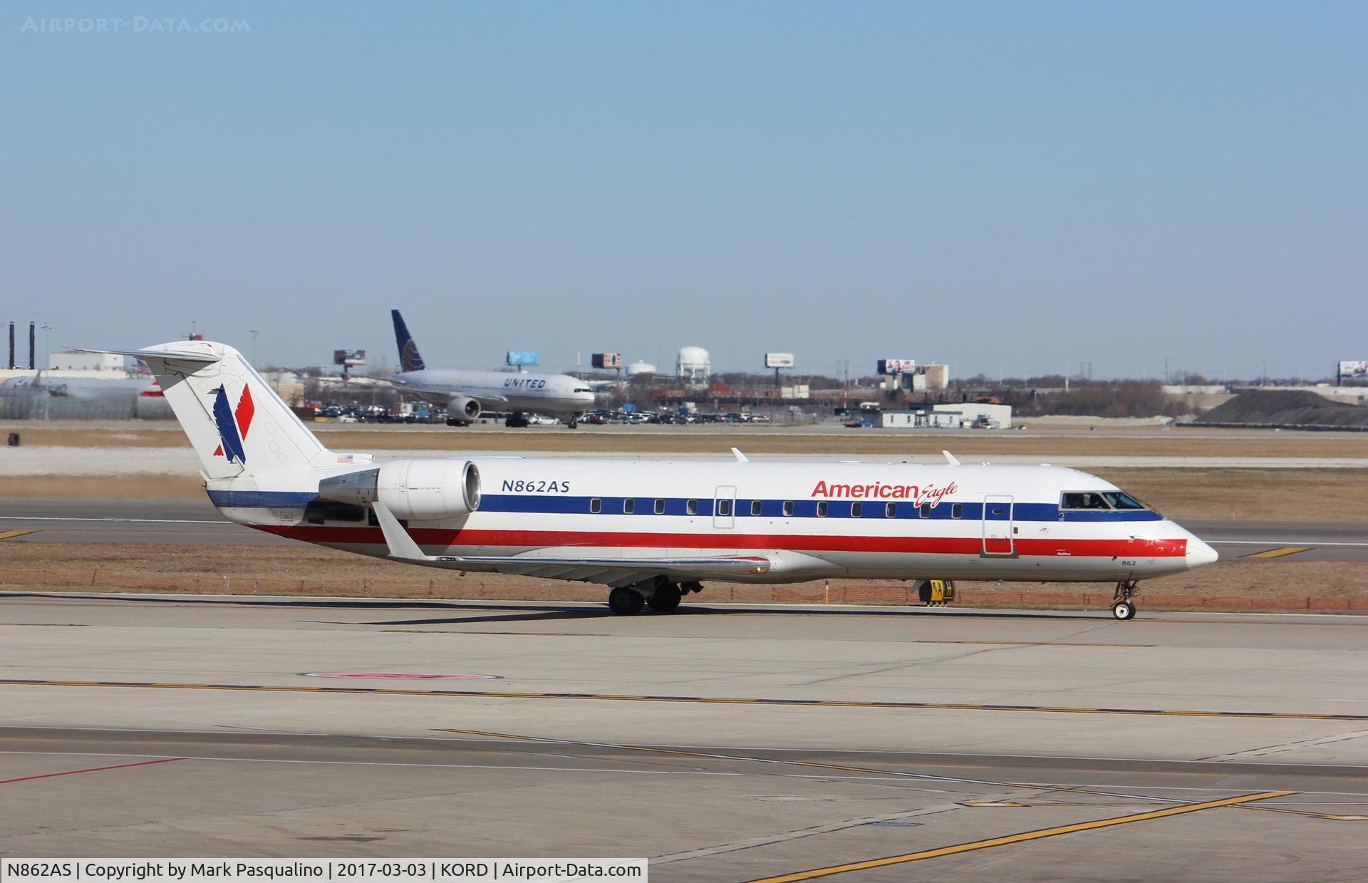 N862AS, 2001 Bombardier CRJ-200ER (CL-600-2B19) C/N 7476, CL-600-2B19