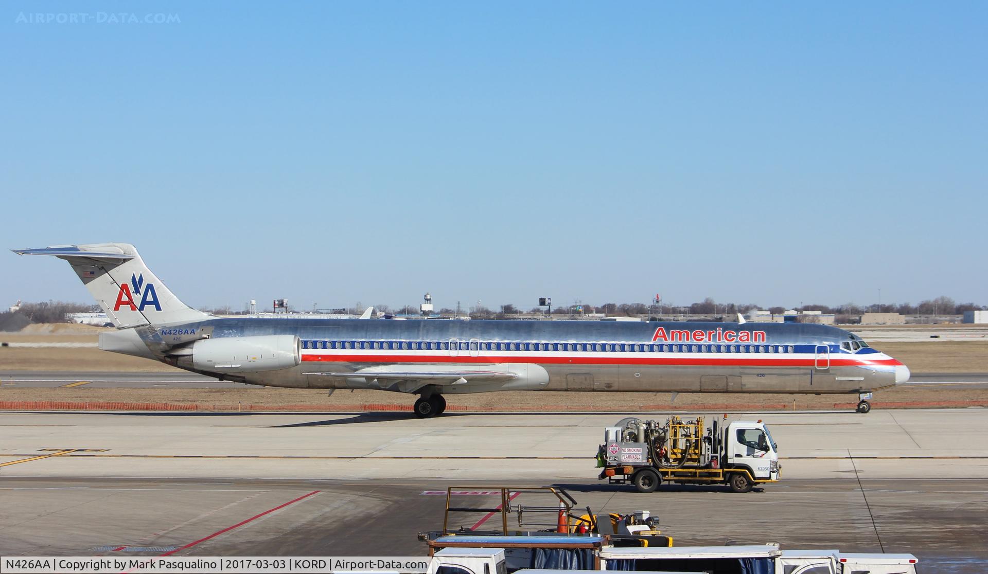 N426AA, 1986 McDonnell Douglas MD-82 (DC-9-82) C/N 49338, MD-82