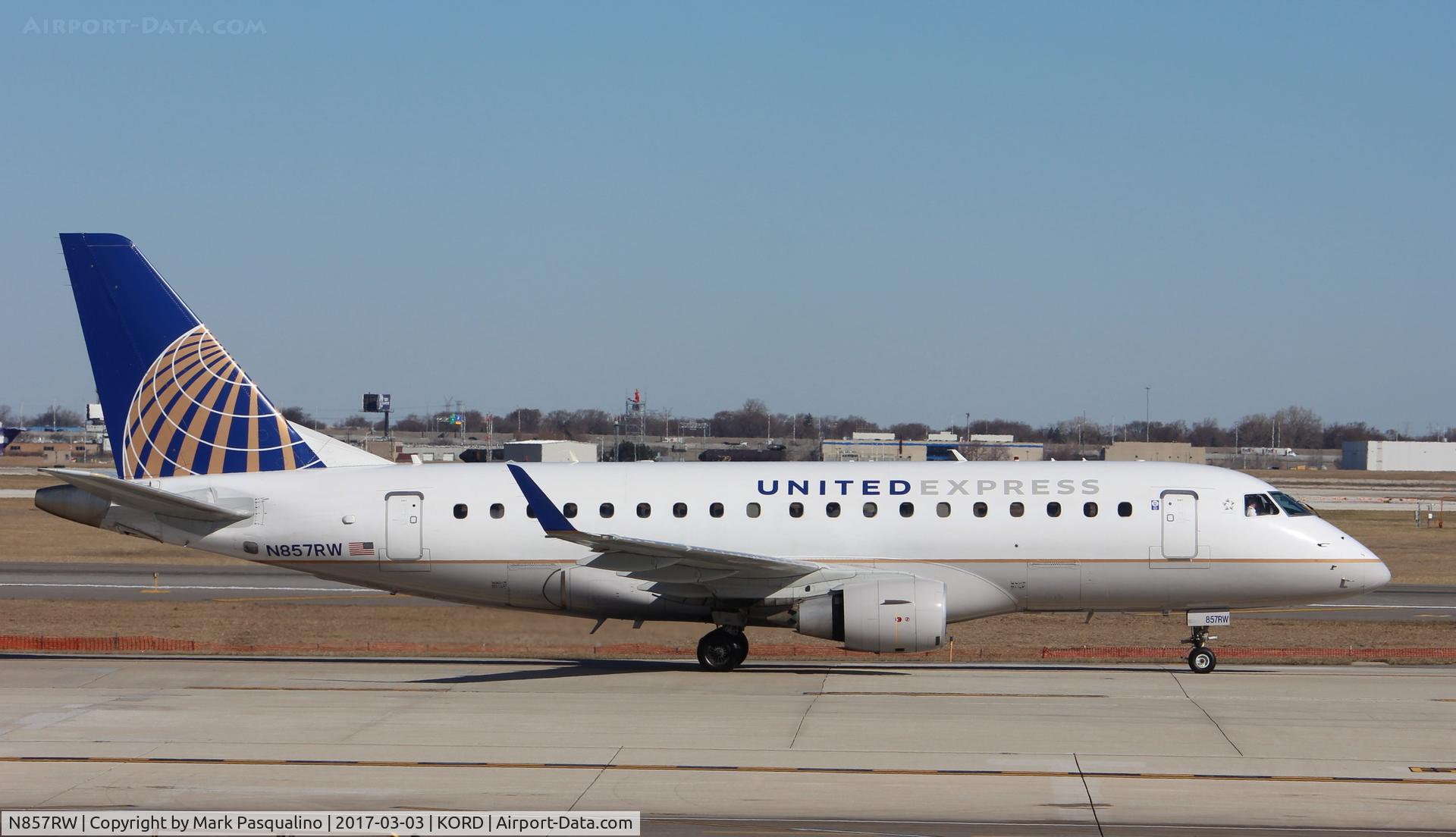 N857RW, 2005 Embraer 170SE (ERJ-170-100SE) C/N 17000079, ERJ 170-100 SE