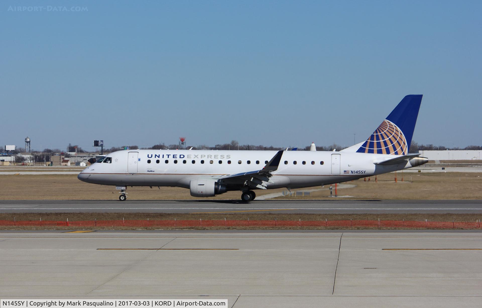N145SY, 2015 Embraer 175LR (ERJ-170-200LR) C/N 17000484, ERJ 170-200 LR