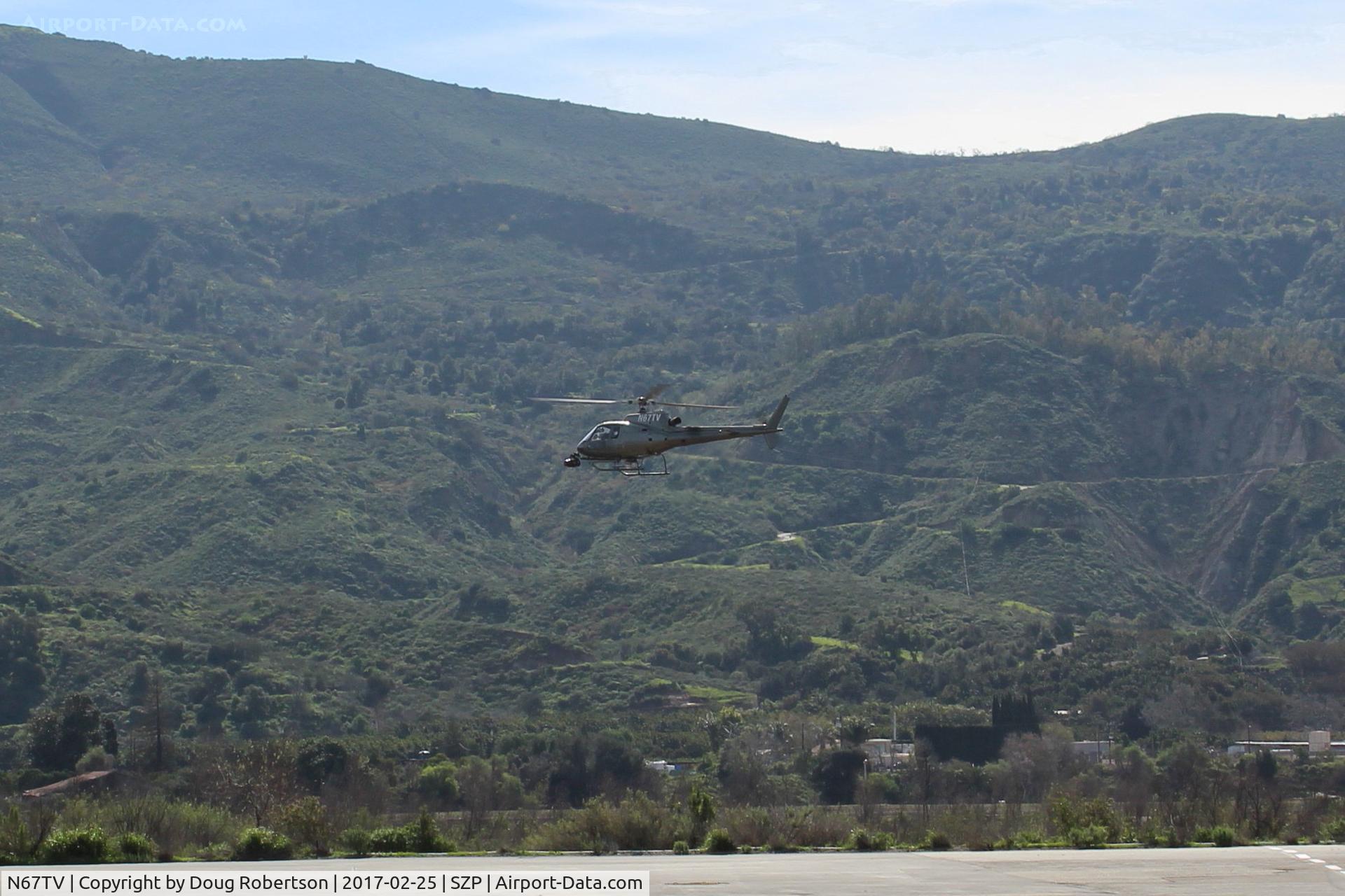 N67TV, 1995 Eurocopter AS-350B-2 Ecureuil Ecureuil C/N 2859, 1995 Eurocopter AS-350 B2 Ecureuil (Squirrel), one Turbomeca Arriel 1D1 Turboshaft 732 sHp, maneuvering near SZP Helipad