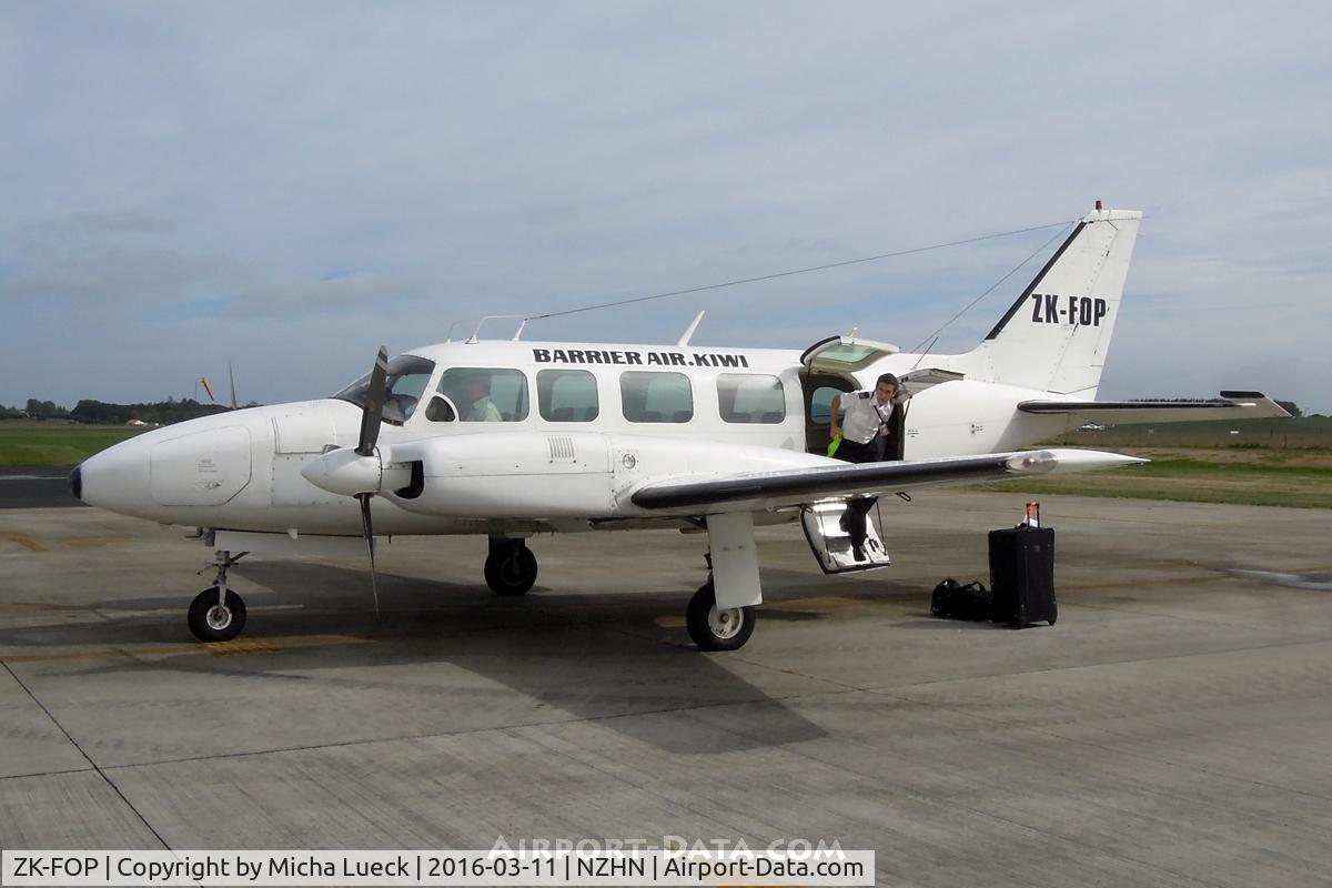 ZK-FOP, Piper PA-31-350 Chieftain C/N 31-7405227, At Hamilton